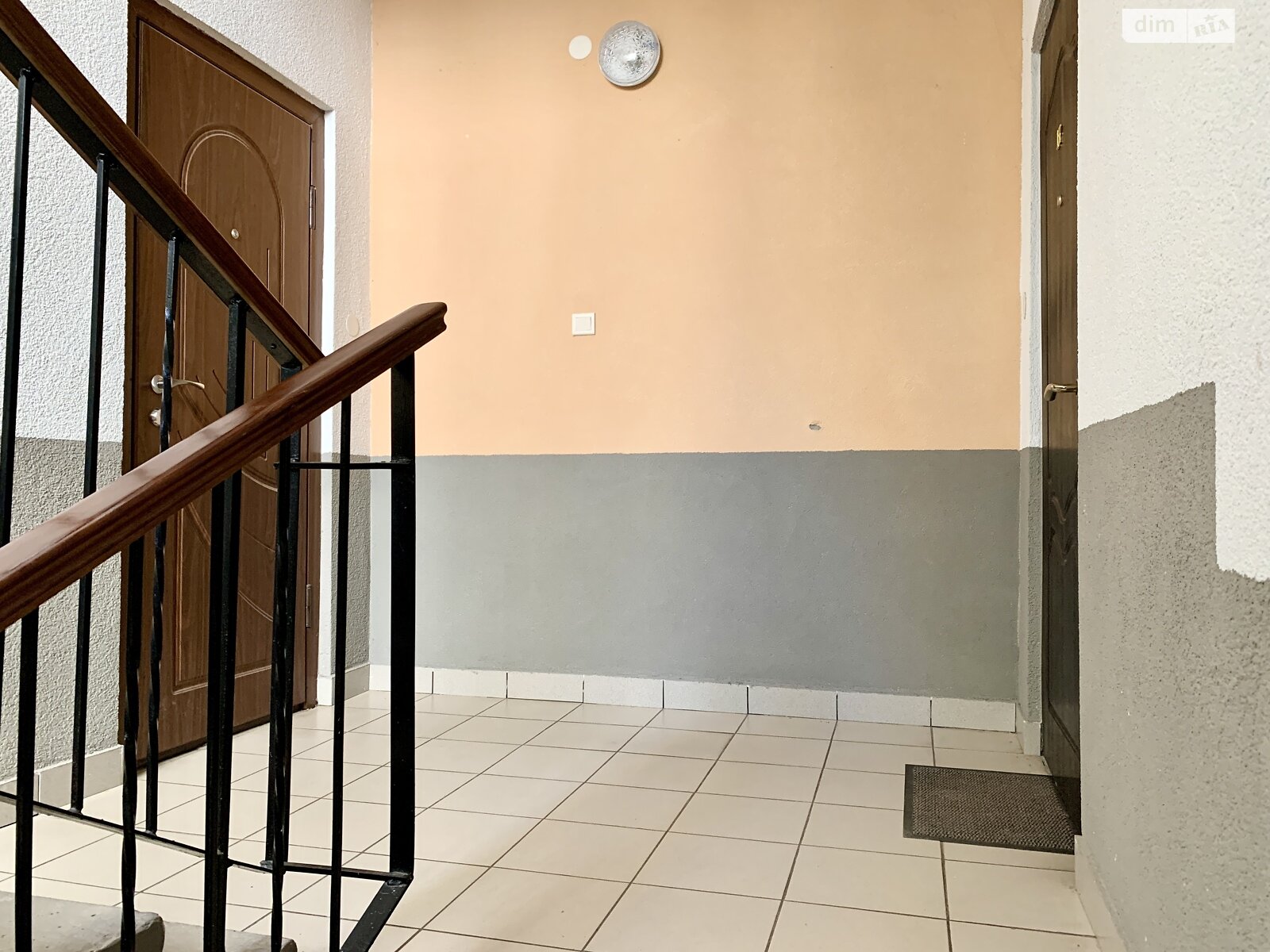 Продаж однокімнатної квартири в Винниках, на вул. Кільцева, район Личаківський фото 1 Продаж однокімнатної квартири в Винниках, на вул. Кільцева, район Личаківський фото 1