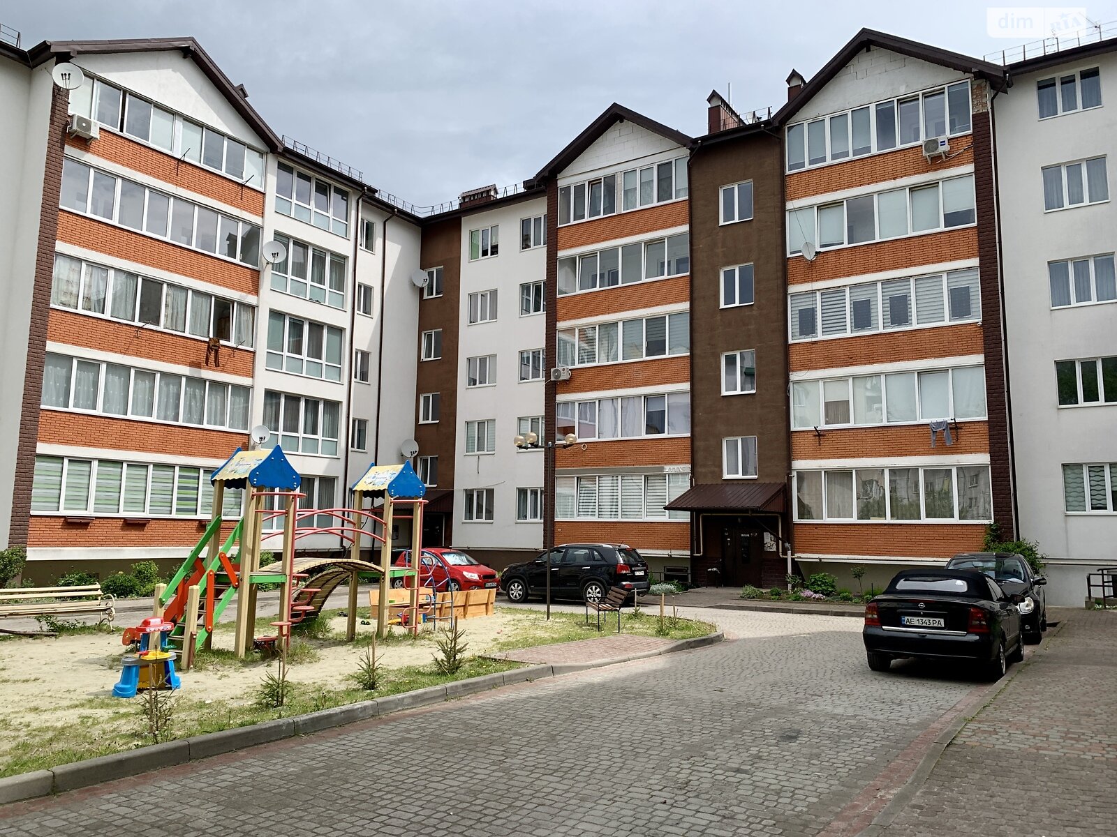 Продаж двокімнатної квартири в Винниках, на вул. Кільцева 12, район Личаківський фото 1 Продаж двокімнатної квартири в Винниках, на вул. Кільцева 12, район Личаківський фото 1