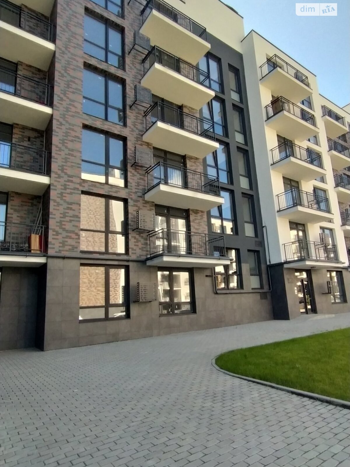 Продажа однокомнатной квартиры в Винниках, на ул. Лесная 5В, район Лычаковский фото 1 Продажа однокомнатной квартиры в Винниках, на ул. Лесная 5В, район Лычаковский фото 1