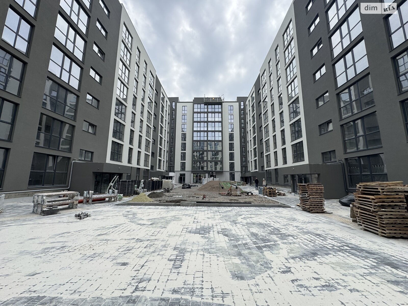 Продажа двухкомнатной квартиры в Винниках, на ул. Лесная 1, район Лычаковский фото 1 Продажа двухкомнатной квартиры в Винниках, на ул. Лесная 1, район Лычаковский фото 1