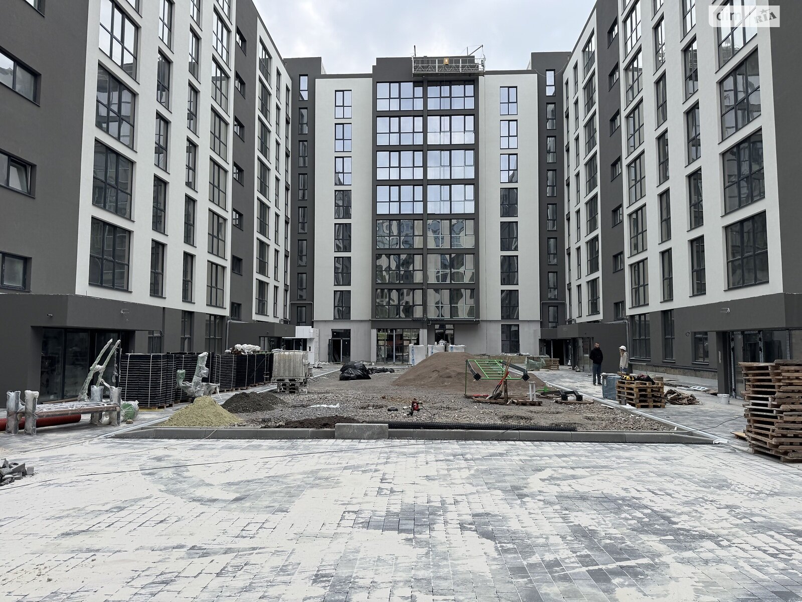 Продажа двухкомнатной квартиры в Винниках, на ул. Лесная 1, район Лычаковский фото 1 Продажа двухкомнатной квартиры в Винниках, на ул. Лесная 1, район Лычаковский фото 1