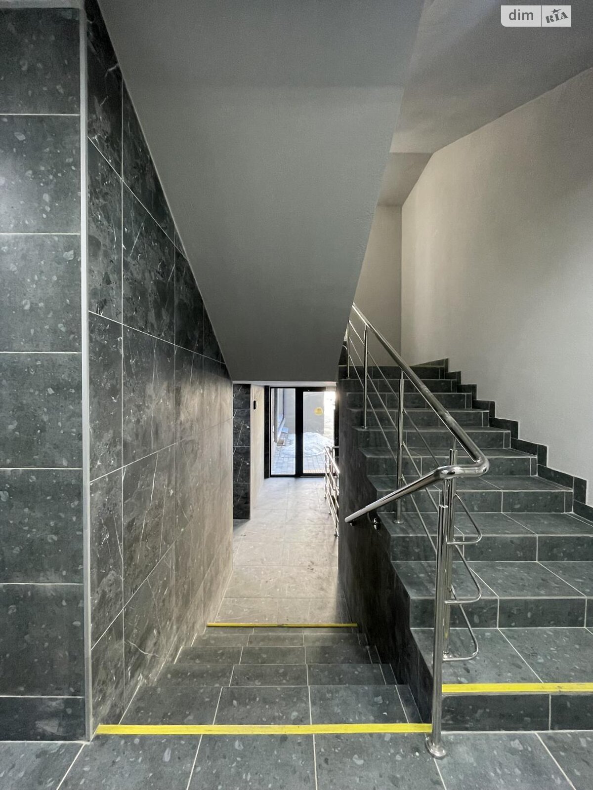 Продажа двухкомнатной квартиры в Винниках, на ул. Лесная, район Лычаковский фото 1