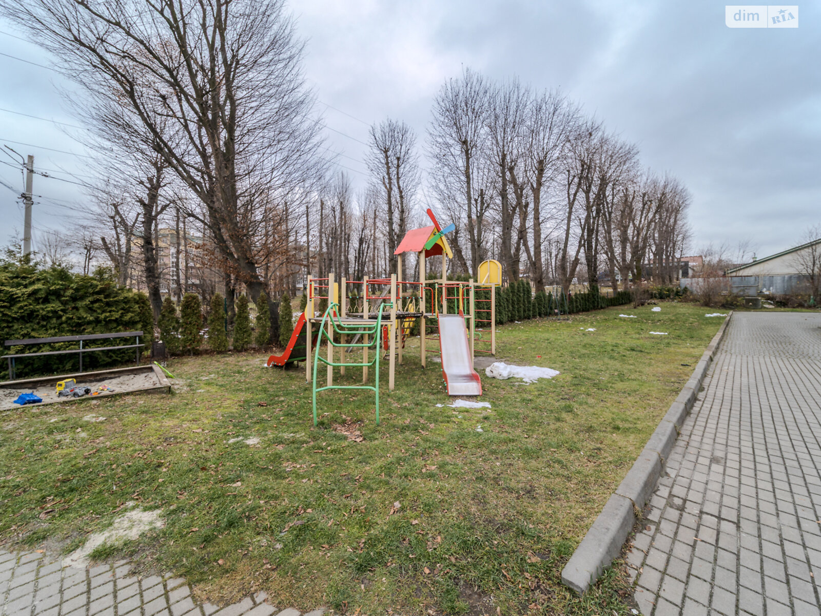 Продажа однокомнатной квартиры в Винниках, на ул. Сухомлинского, район Лычаковский фото 1