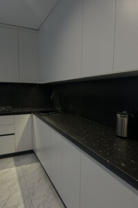 Продажа однокомнатной квартиры в Винниках, на ул. Бузковая 7, кв. 1, район Сыхов фото 2
