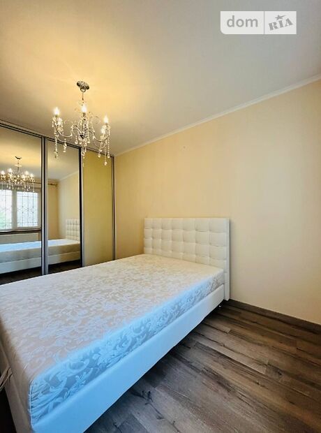 Продажа трехкомнатной квартиры в Винниках, на вулиця Володимира Івасюка, фото 1 Продажа трехкомнатной квартиры в Винниках, на вулиця Володимира Івасюка, фото 1