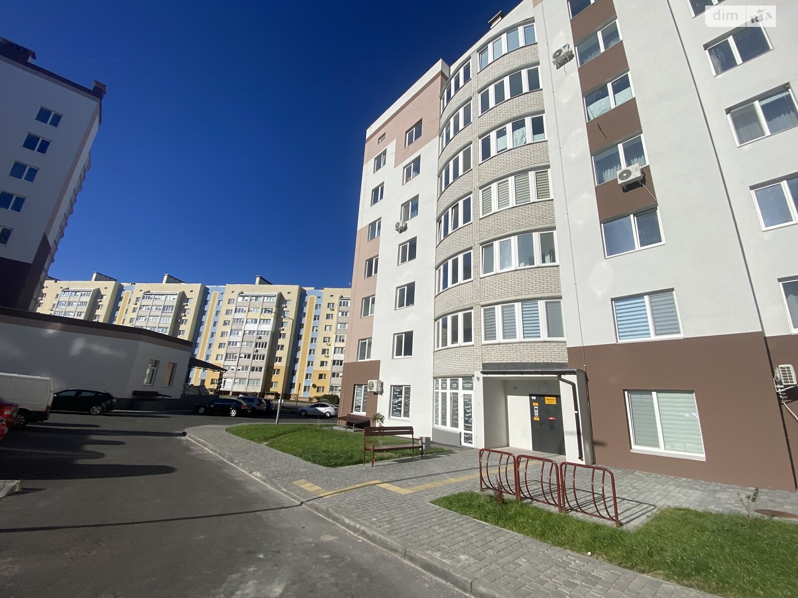 Продаж двокімнатної квартири в Вінниці, на вул. Олександрівська, район Академічний фото 1 Продаж двокімнатної квартири в Вінниці, на вул. Олександрівська, район Академічний фото 1