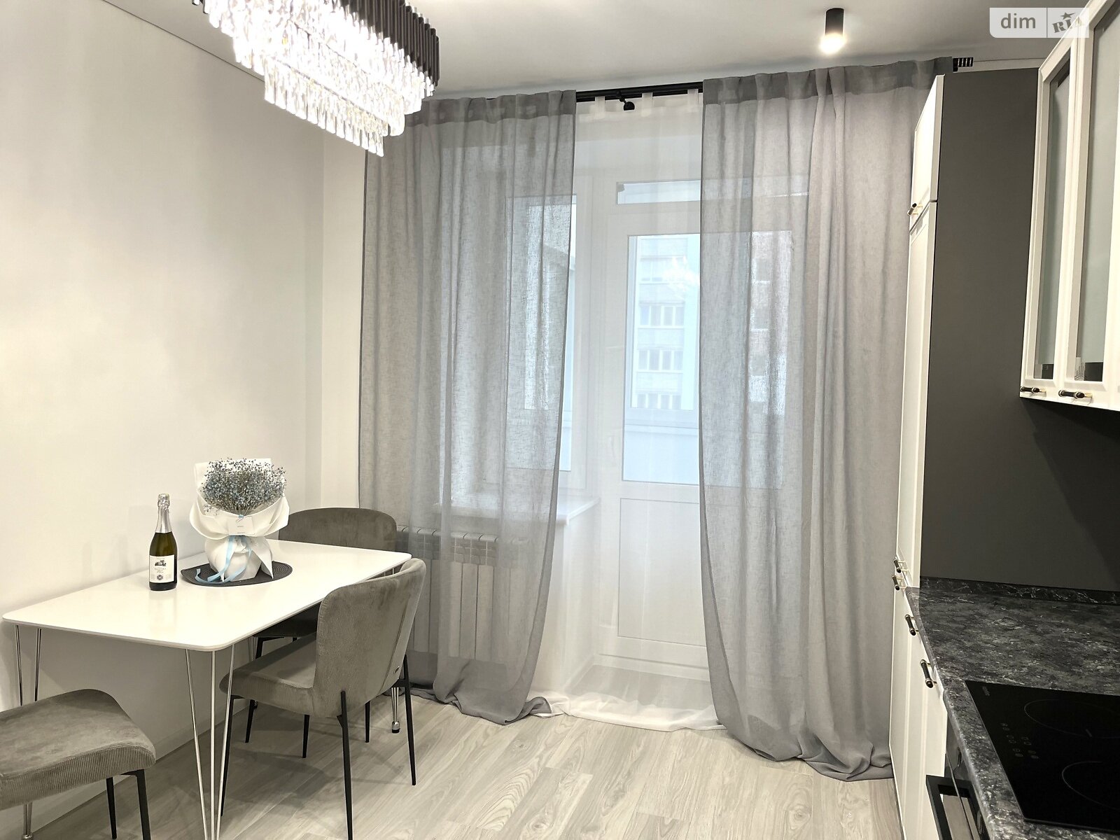 Продажа трехкомнатной квартиры в Виннице, на ул. Александровская 1, кв. 99, район Академический фото 1 Продажа трехкомнатной квартиры в Виннице, на ул. Александровская 1, кв. 99, район Академический фото 1