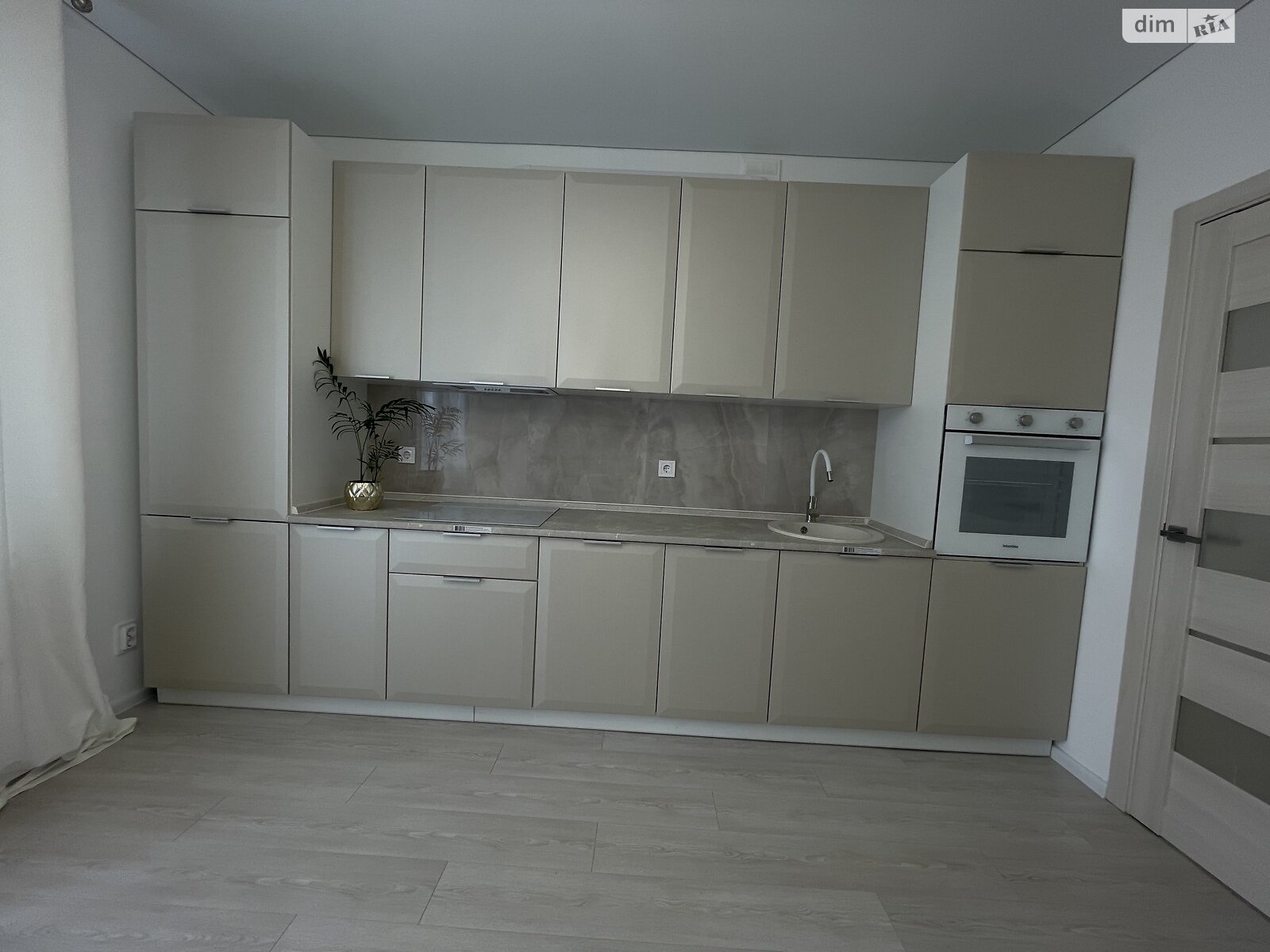 Продажа двухкомнатной квартиры в Виннице, на ул. Александровская 3, район Академический фото 1 Продажа двухкомнатной квартиры в Виннице, на ул. Александровская 3, район Академический фото 1