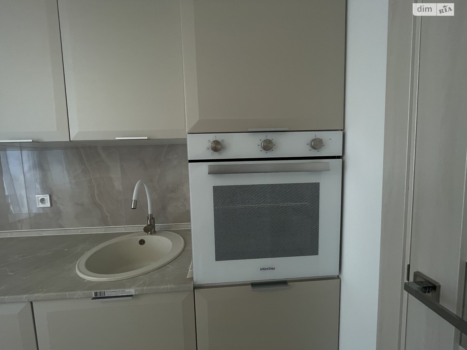 Продажа двухкомнатной квартиры в Виннице, на ул. Александровская 3, район Академический фото 1 Продажа двухкомнатной квартиры в Виннице, на ул. Александровская 3, район Академический фото 1
