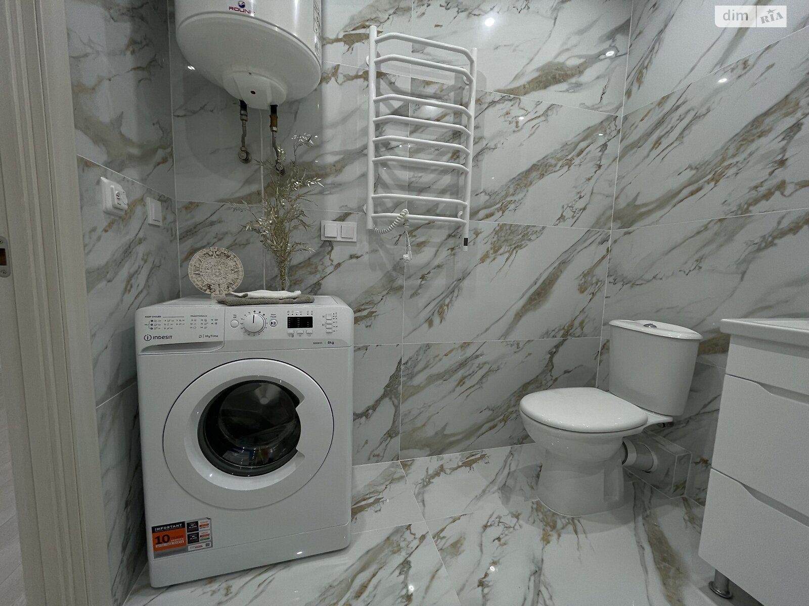 Продажа двухкомнатной квартиры в Виннице, на ул. Александровская 3, район Академический фото 1 Продажа двухкомнатной квартиры в Виннице, на ул. Александровская 3, район Академический фото 1
