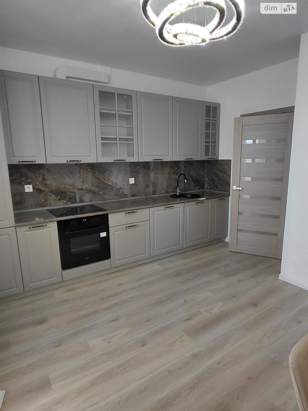 Продажа двухкомнатной квартиры в Виннице, на ул. Александровская 5, район Академический фото 1 Продажа двухкомнатной квартиры в Виннице, на ул. Александровская 5, район Академический фото 1