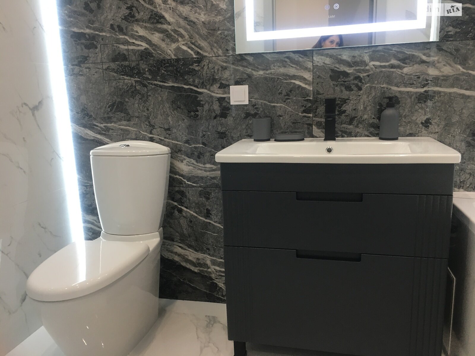 Продажа двухкомнатной квартиры в Виннице, на ул. Андрея Шептицкого, район Академический фото 1 Продажа двухкомнатной квартиры в Виннице, на ул. Андрея Шептицкого, район Академический фото 1