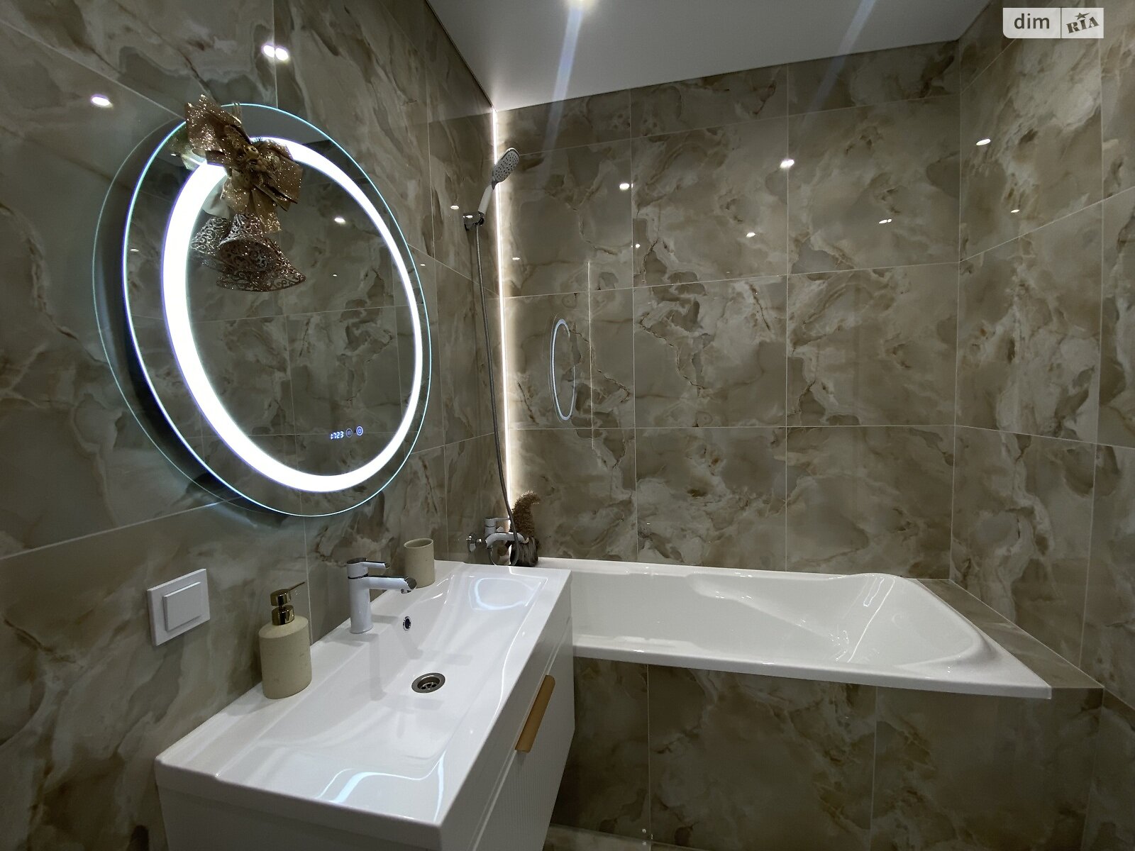 Продажа двухкомнатной квартиры в Виннице, на ул. Андрея Шептицкого 4, район Академический фото 1