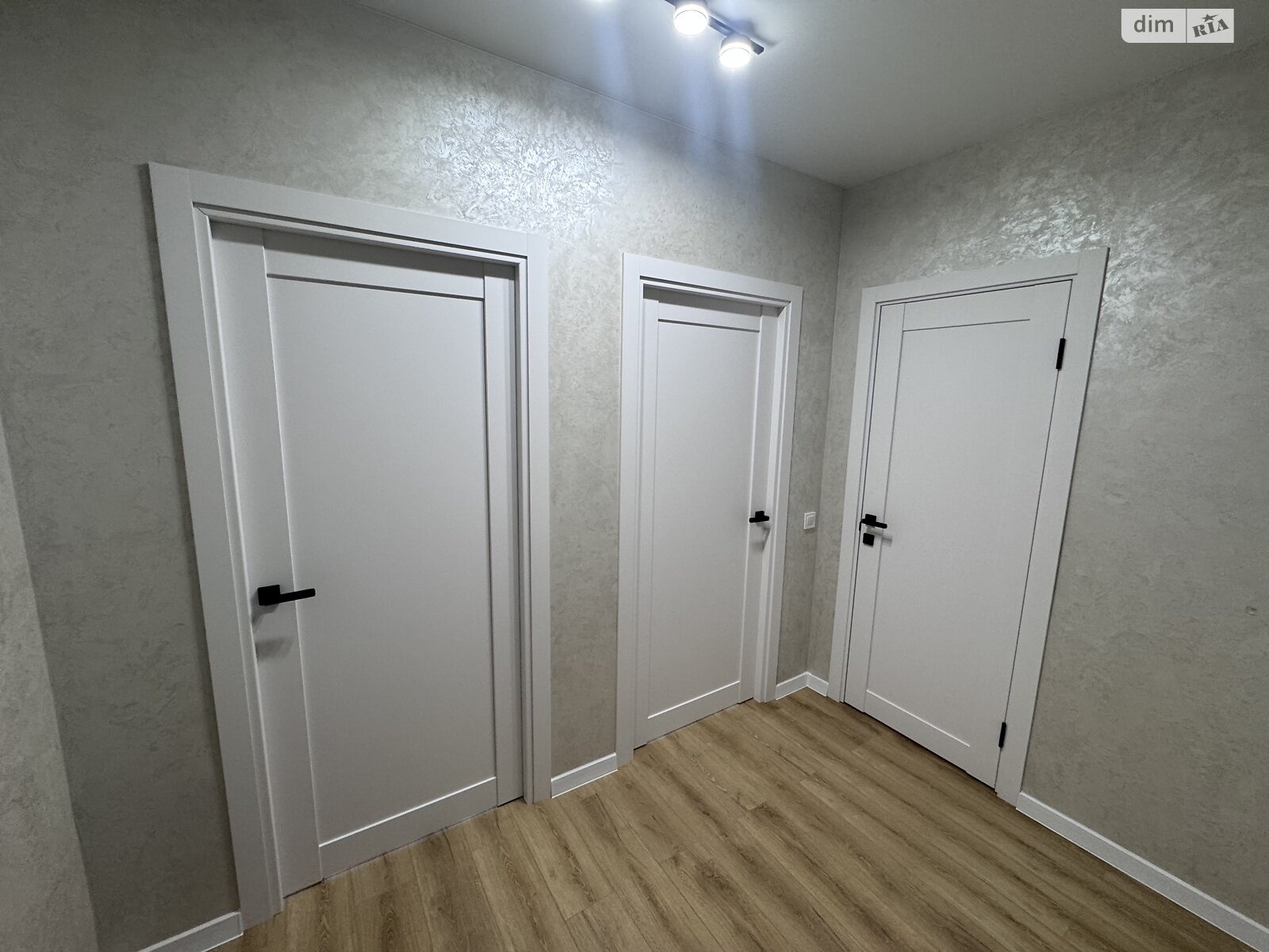 Продаж однокімнатної квартири в Вінниці, на вул. Миколаївська 33, район Академічний фото 1 Продаж однокімнатної квартири в Вінниці, на вул. Миколаївська 33, район Академічний фото 1