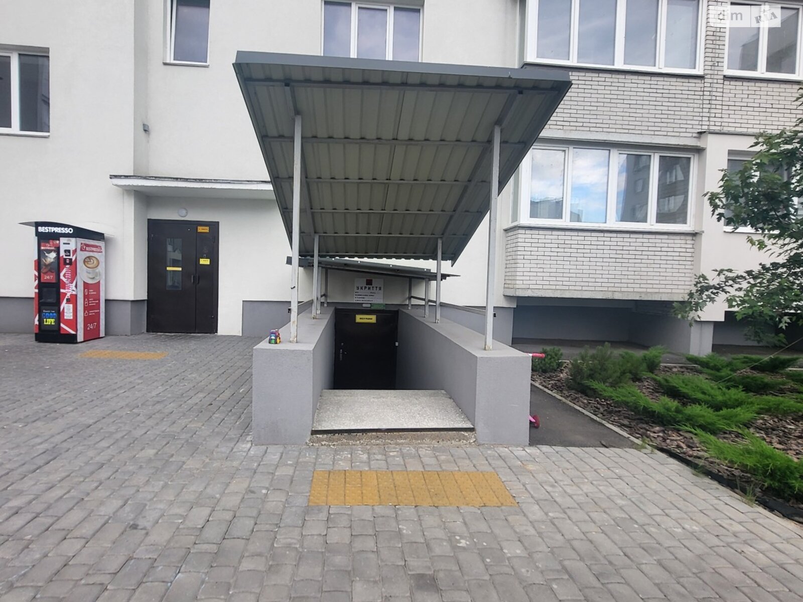 Продаж трикімнатної квартири в Вінниці, на вул. Миколаївська, район Академічний фото 1 Продаж трикімнатної квартири в Вінниці, на вул. Миколаївська, район Академічний фото 1