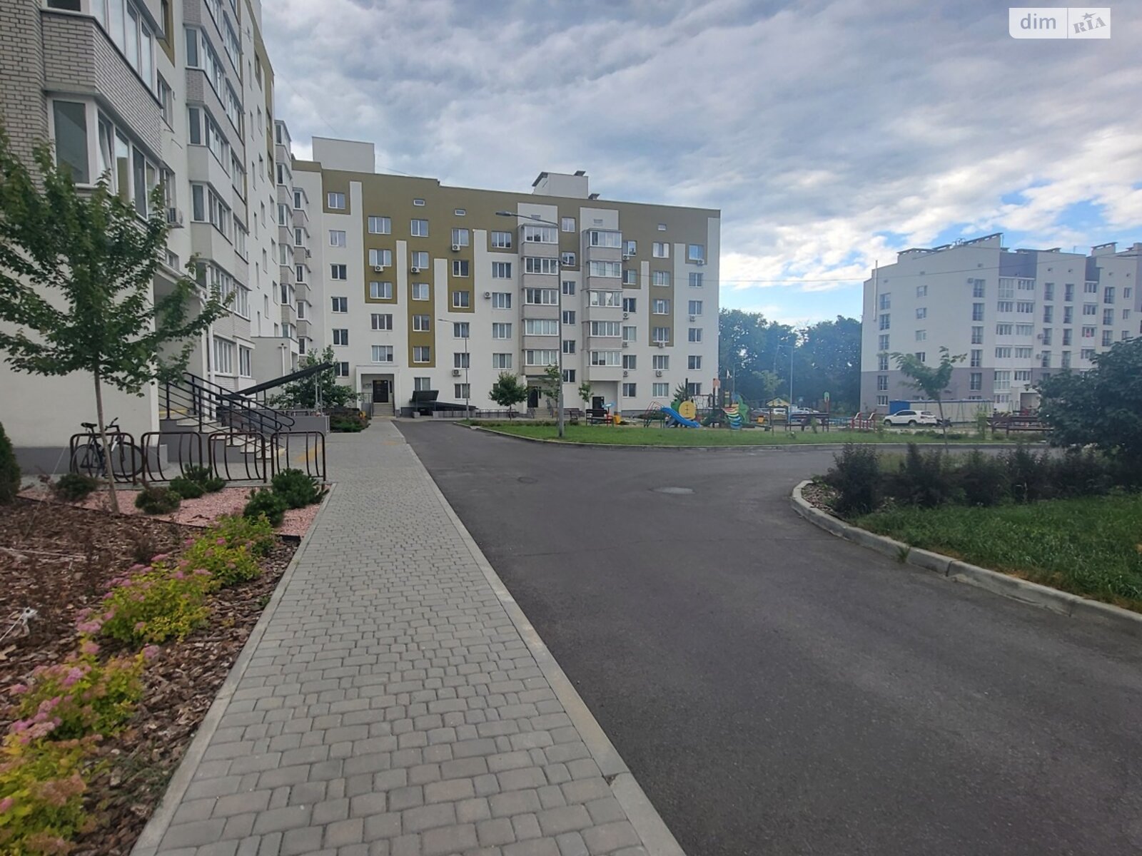 Продаж трикімнатної квартири в Вінниці, на вул. Миколаївська, район Академічний фото 1 Продаж трикімнатної квартири в Вінниці, на вул. Миколаївська, район Академічний фото 1