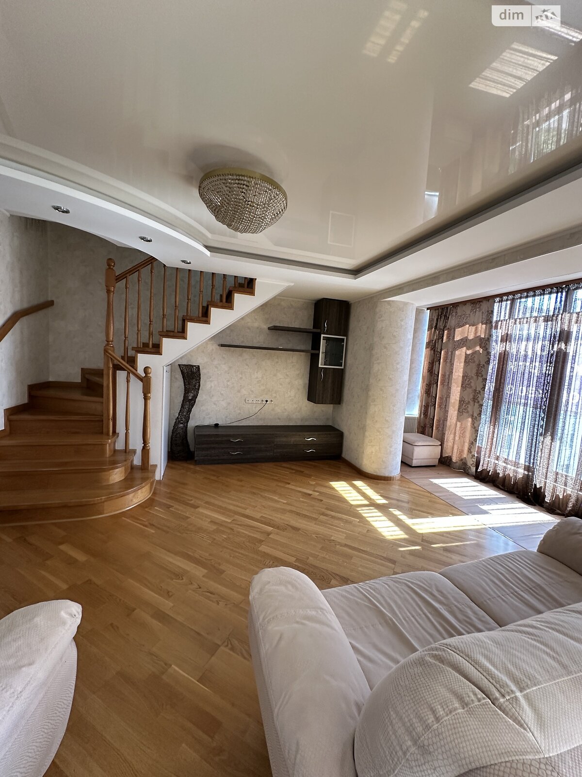 Продаж трикімнатної квартири в Вінниці, на вул. Миколаївська 16, район Академічний фото 1 Продаж трикімнатної квартири в Вінниці, на вул. Миколаївська 16, район Академічний фото 1