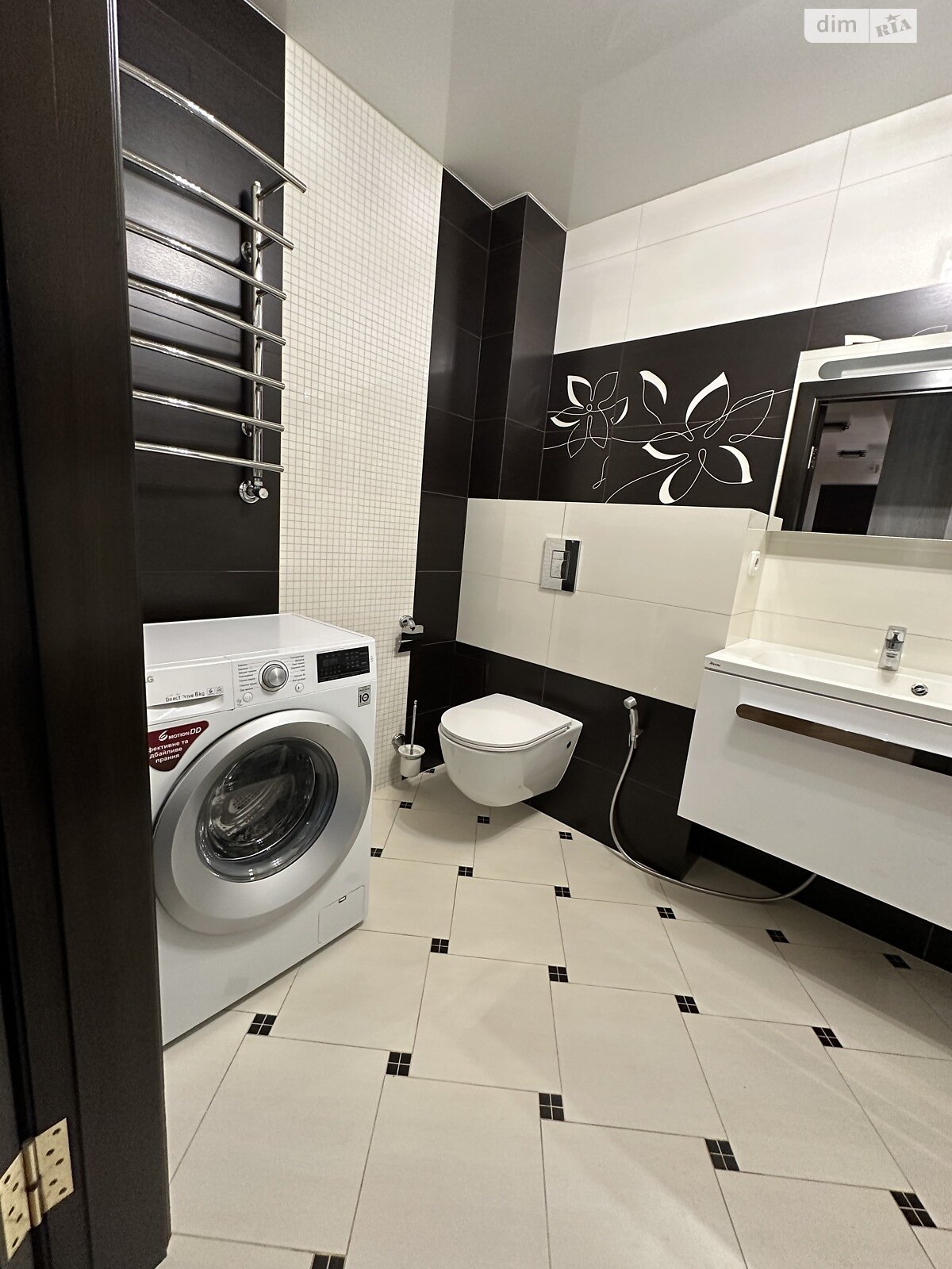 Продаж трикімнатної квартири в Вінниці, на вул. Миколаївська 16, район Академічний фото 1 Продаж трикімнатної квартири в Вінниці, на вул. Миколаївська 16, район Академічний фото 1