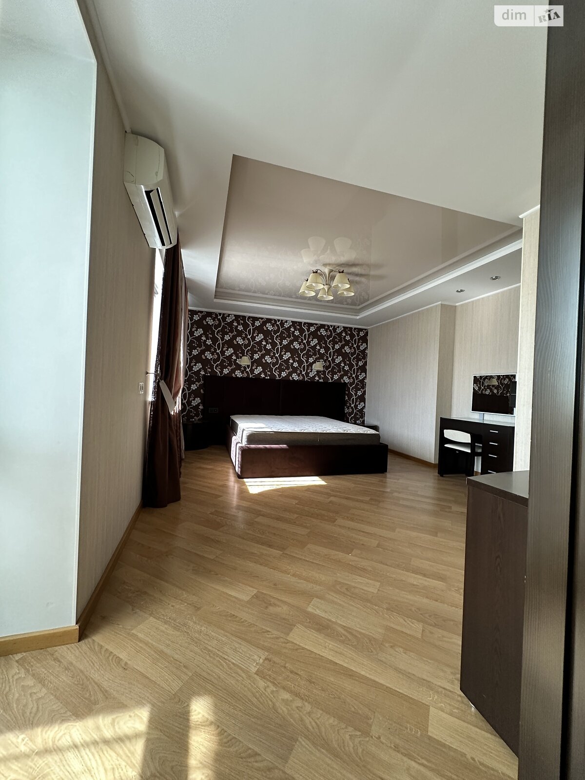 Продаж трикімнатної квартири в Вінниці, на вул. Миколаївська 16, район Академічний фото 1 Продаж трикімнатної квартири в Вінниці, на вул. Миколаївська 16, район Академічний фото 1