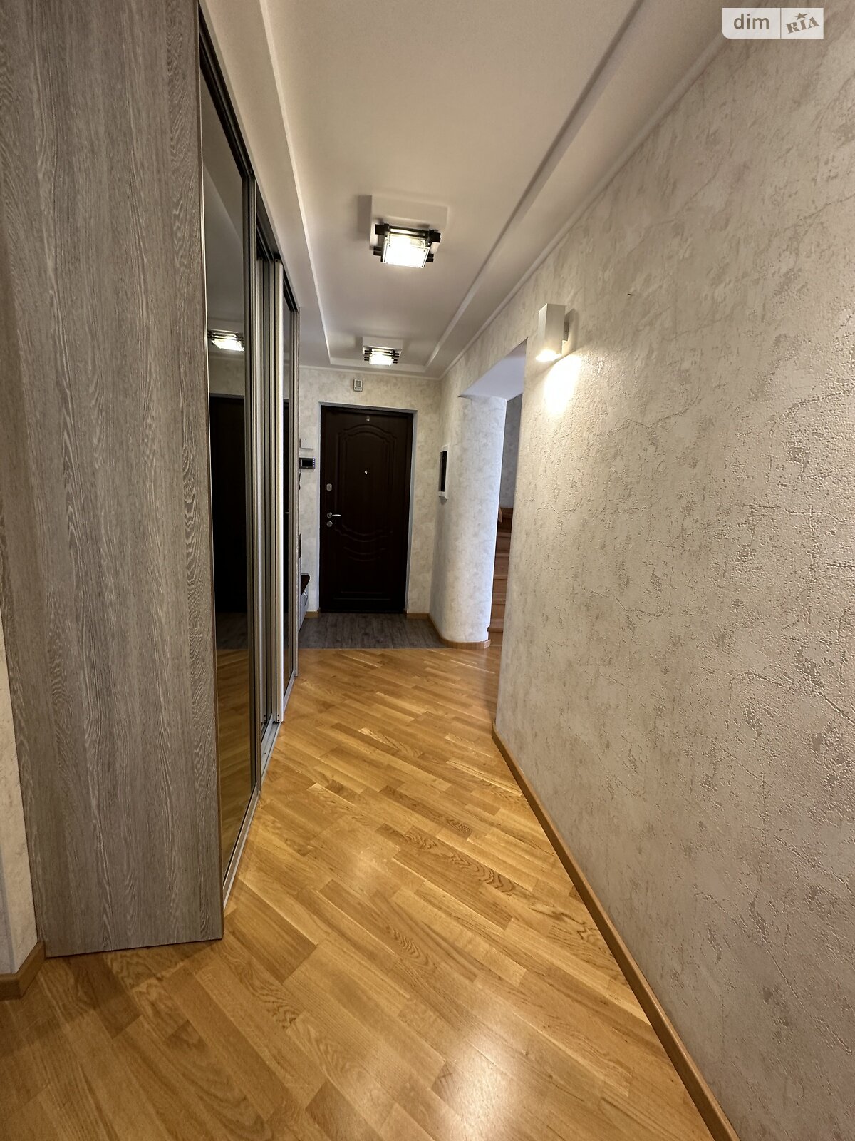 Продаж трикімнатної квартири в Вінниці, на вул. Миколаївська 16, район Академічний фото 1 Продаж трикімнатної квартири в Вінниці, на вул. Миколаївська 16, район Академічний фото 1