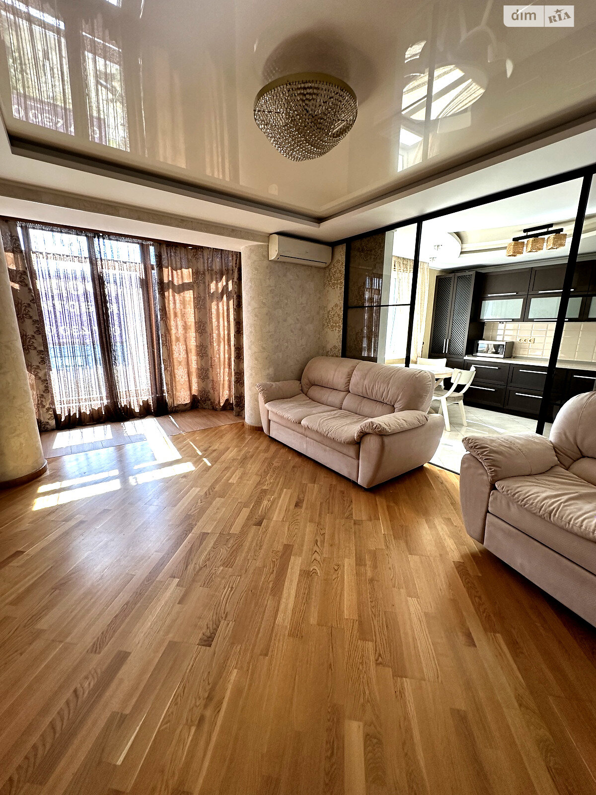 Продаж трикімнатної квартири в Вінниці, на вул. Миколаївська 16, район Академічний фото 1 Продаж трикімнатної квартири в Вінниці, на вул. Миколаївська 16, район Академічний фото 1