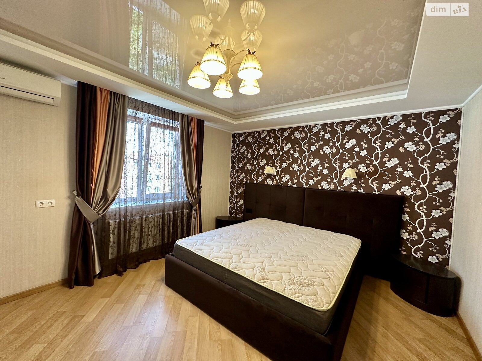 Продаж трикімнатної квартири в Вінниці, на вул. Миколаївська 16, район Академічний фото 1 Продаж трикімнатної квартири в Вінниці, на вул. Миколаївська 16, район Академічний фото 1