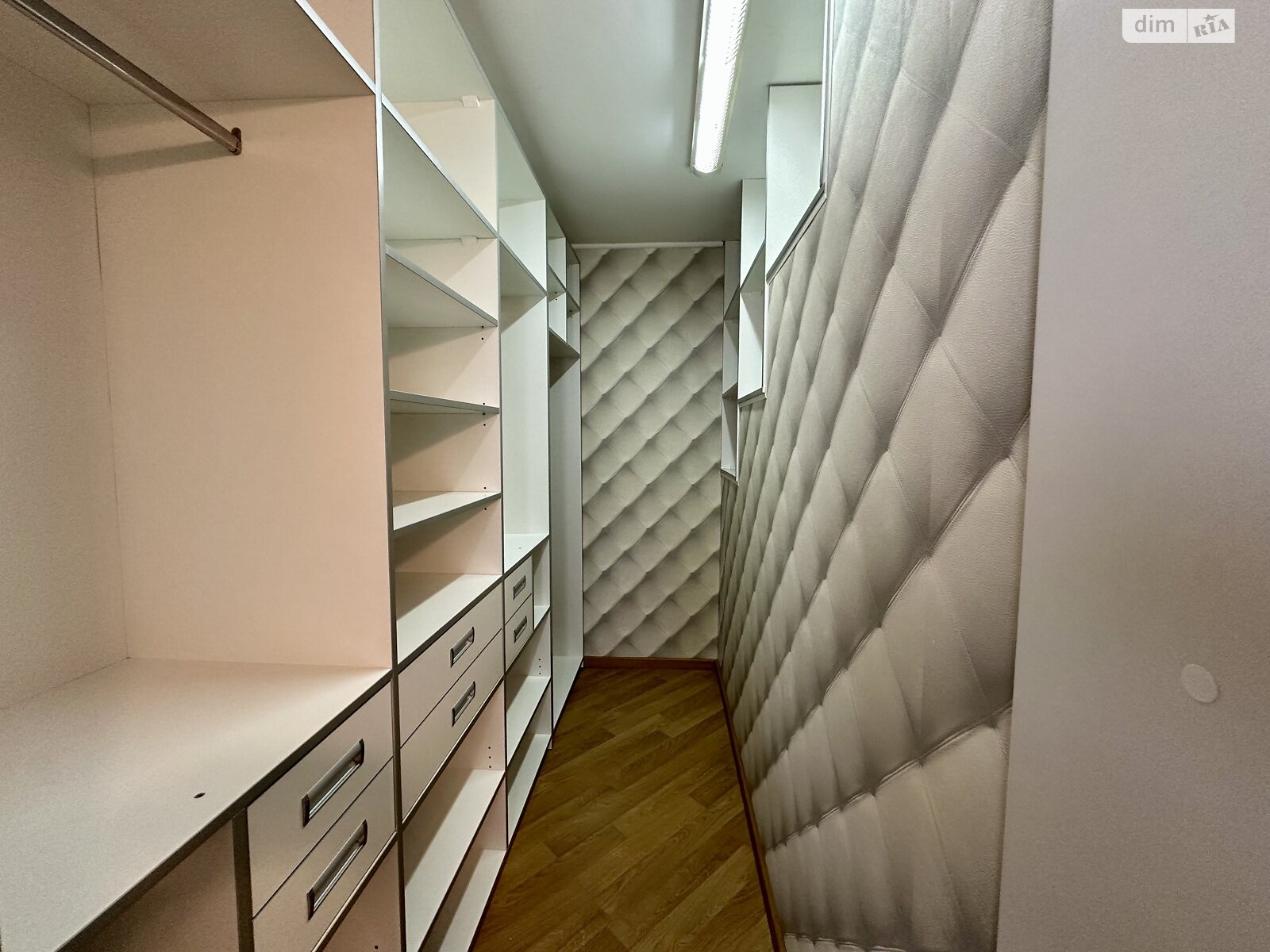 Продаж трикімнатної квартири в Вінниці, на вул. Миколаївська 16, район Академічний фото 1 Продаж трикімнатної квартири в Вінниці, на вул. Миколаївська 16, район Академічний фото 1