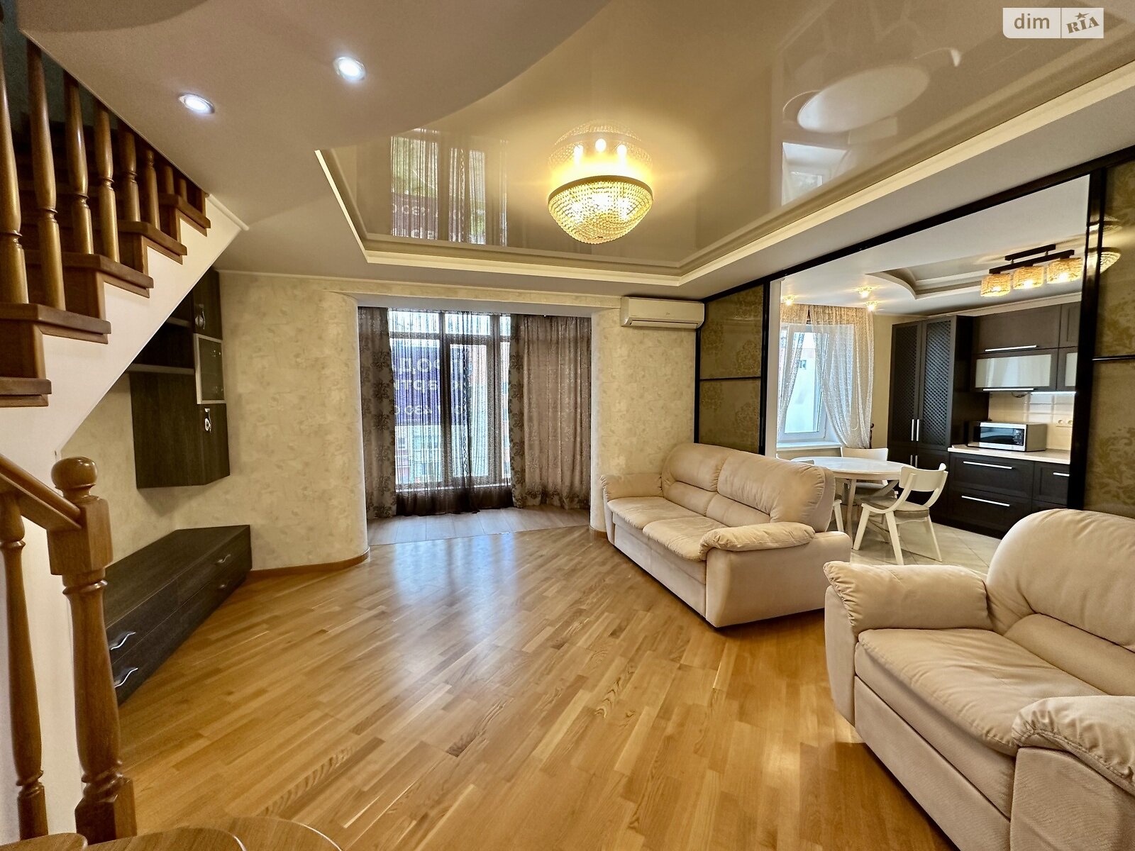 Продаж трикімнатної квартири в Вінниці, на вул. Миколаївська 16, район Академічний фото 1 Продаж трикімнатної квартири в Вінниці, на вул. Миколаївська 16, район Академічний фото 1