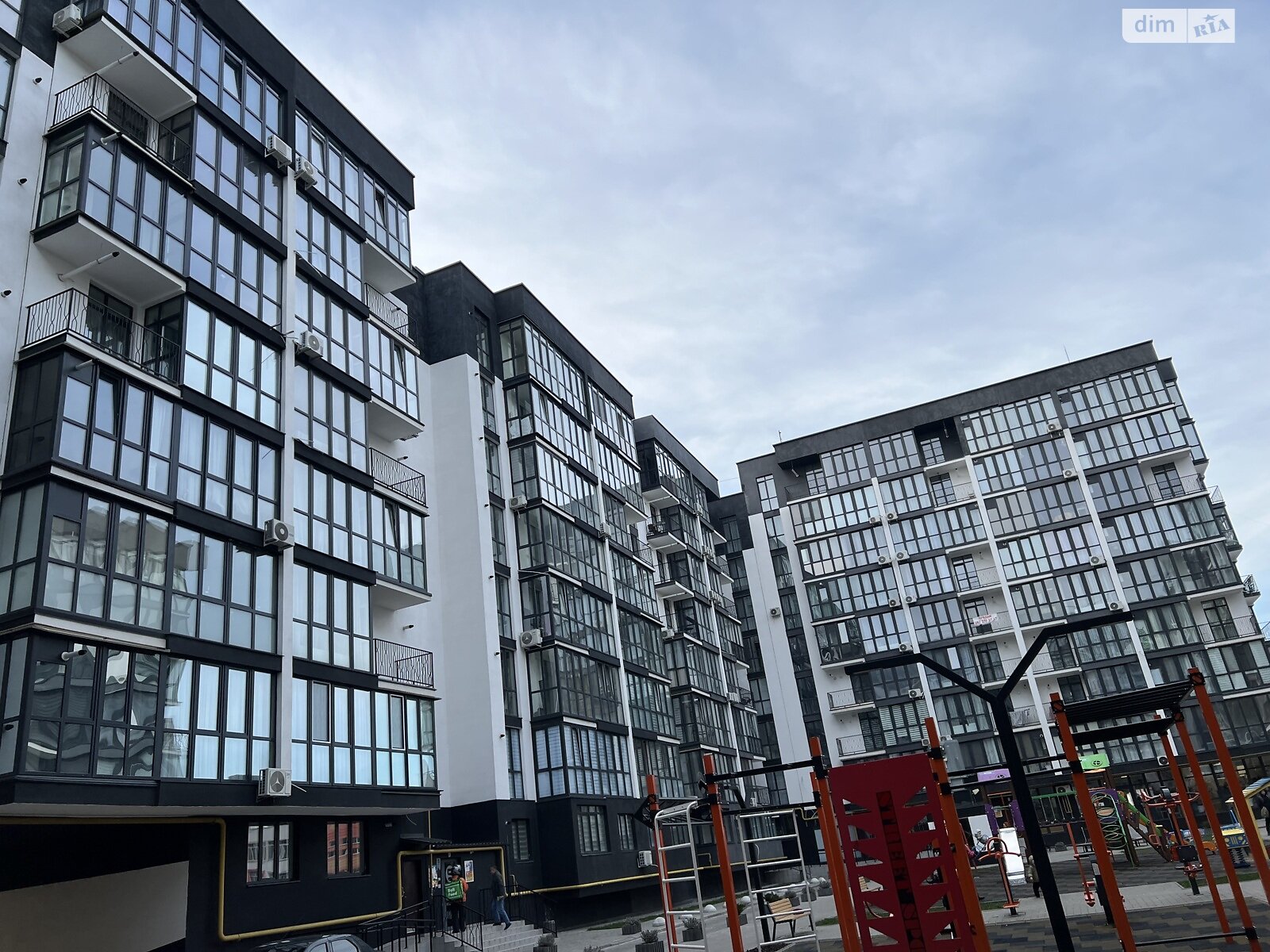 Продажа пятикомнатной квартиры в Виннице, на ул. Трамвайная 3, фото 1 Продажа пятикомнатной квартиры в Виннице, на ул. Трамвайная 3, фото 1