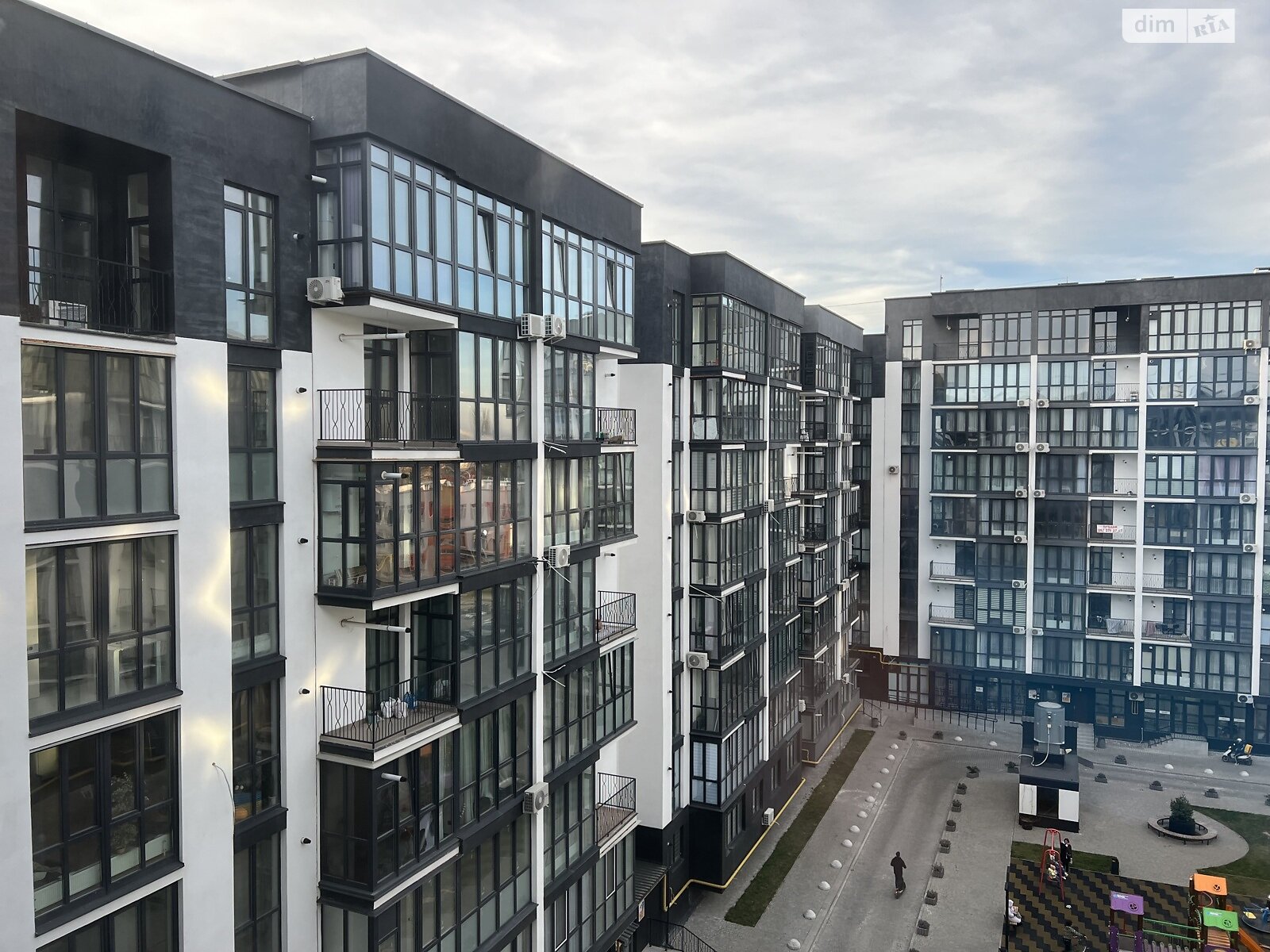 Продажа пятикомнатной квартиры в Виннице, на ул. Трамвайная 3, фото 1 Продажа пятикомнатной квартиры в Виннице, на ул. Трамвайная 3, фото 1
