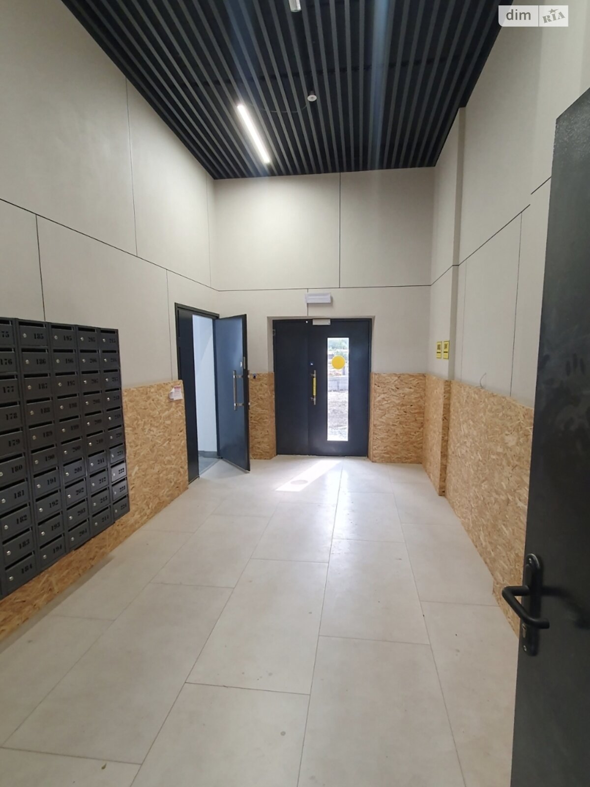 Продажа двухкомнатной квартиры в Зарванцах, на ул. Рыбацкая 4/2, фото 1