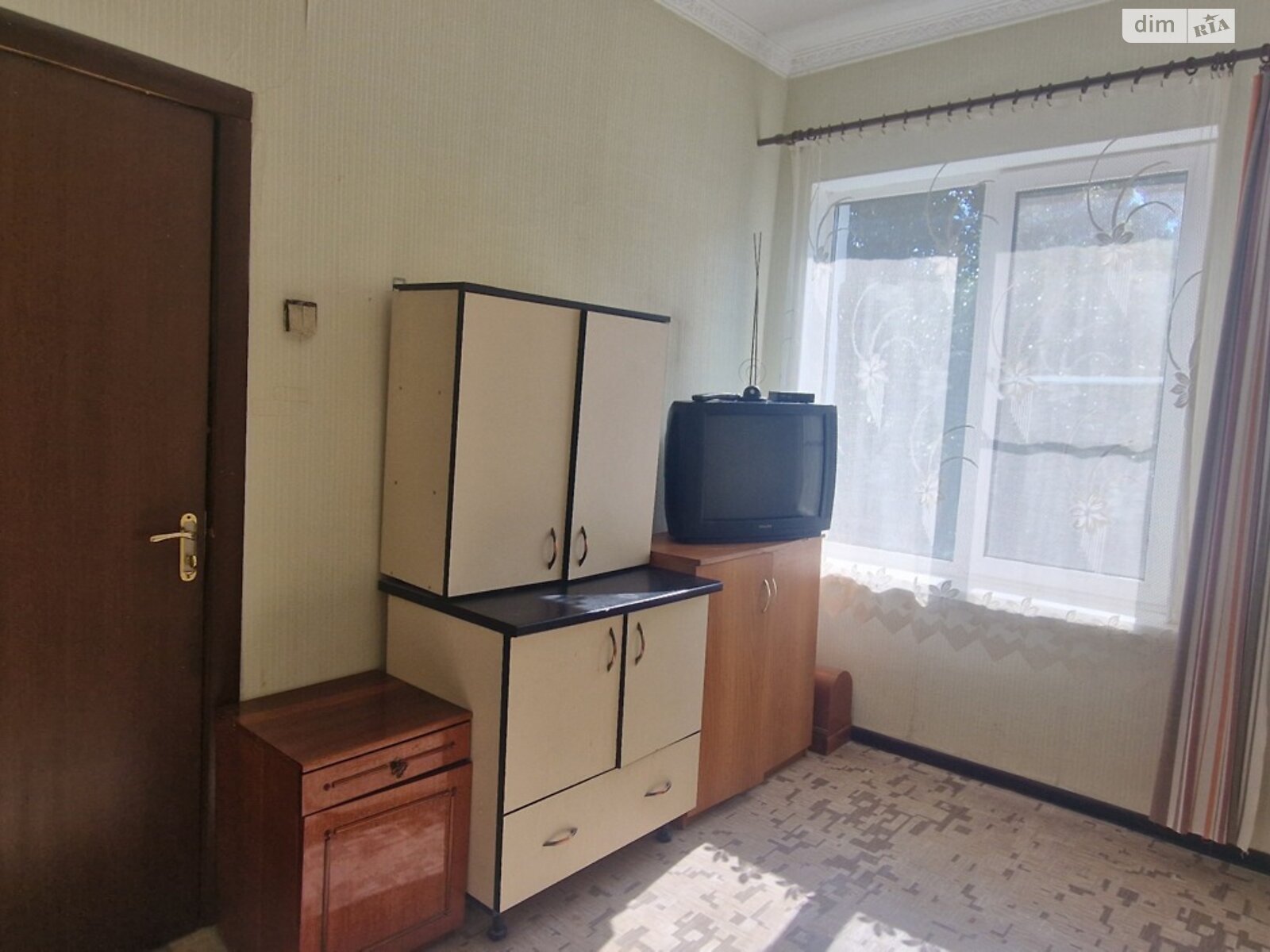 Продаж трикімнатної квартири в Вінниці, на вул. Олександра Довженка, кв. 7, район Ближнє замостя фото 1 Продаж трикімнатної квартири в Вінниці, на вул. Олександра Довженка, кв. 7, район Ближнє замостя фото 1