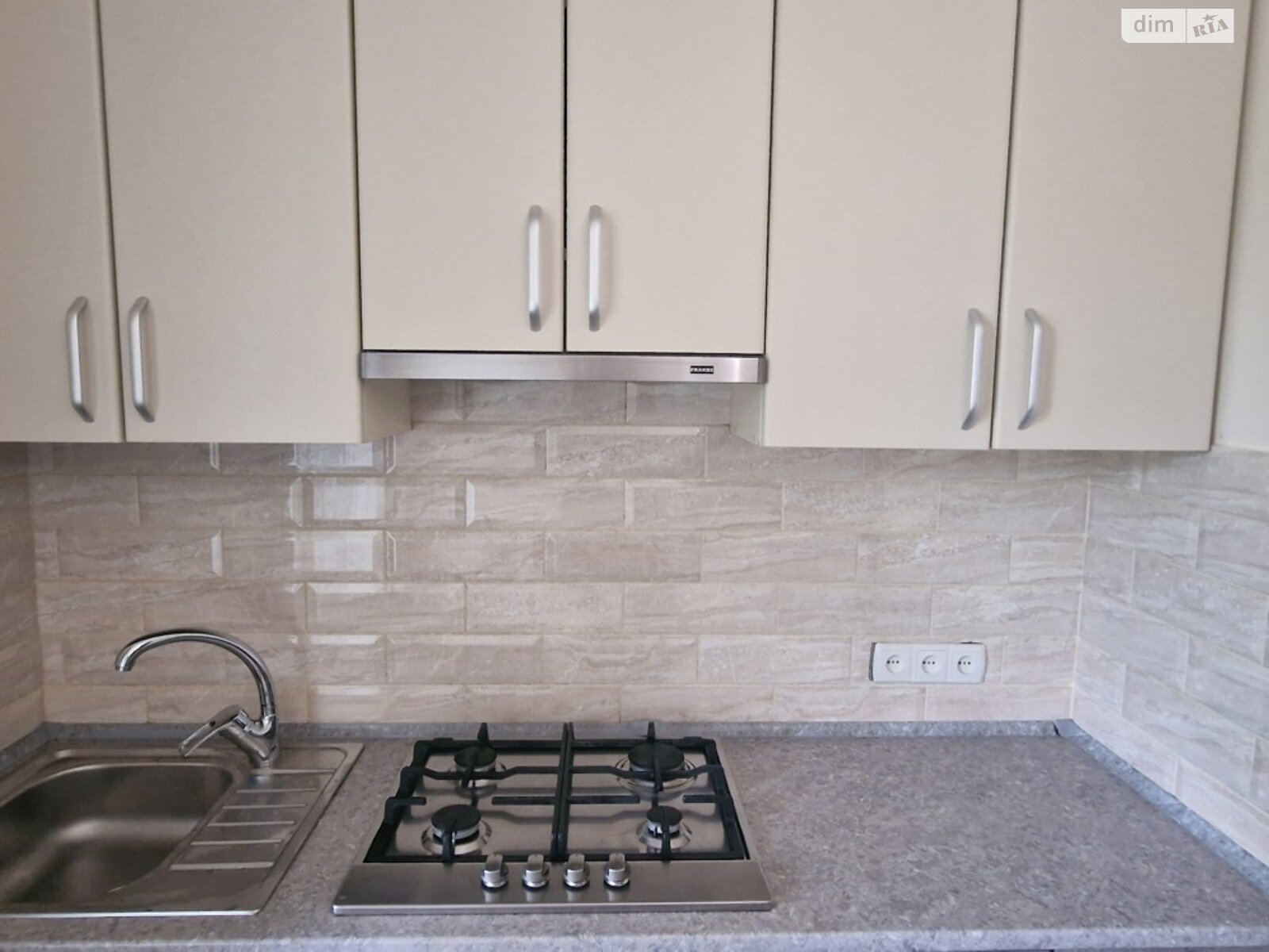 Продажа трехкомнатной квартиры в Виннице, на ул. Александра Довженка, район Ближнее замостье фото 1