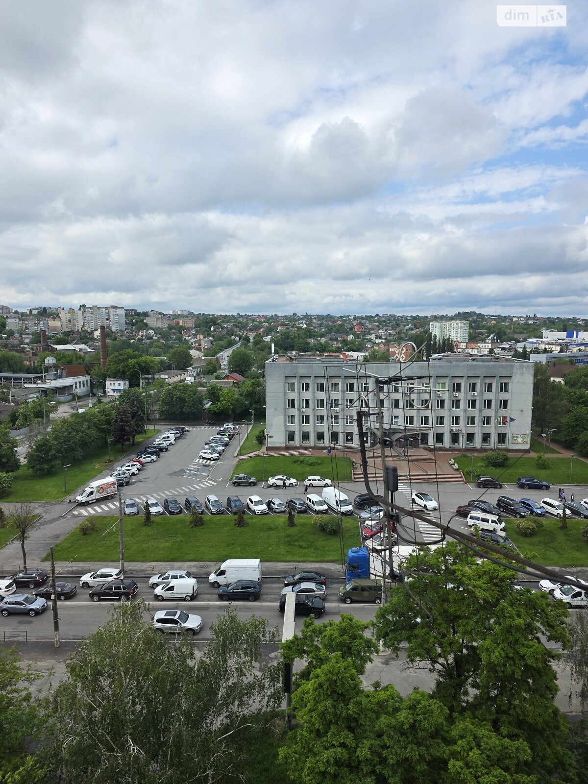Продажа трехкомнатной квартиры в Виннице, на ул. Брацлавская 62, район Ближнее замостье фото 1 Продажа трехкомнатной квартиры в Виннице, на ул. Брацлавская 62, район Ближнее замостье фото 1