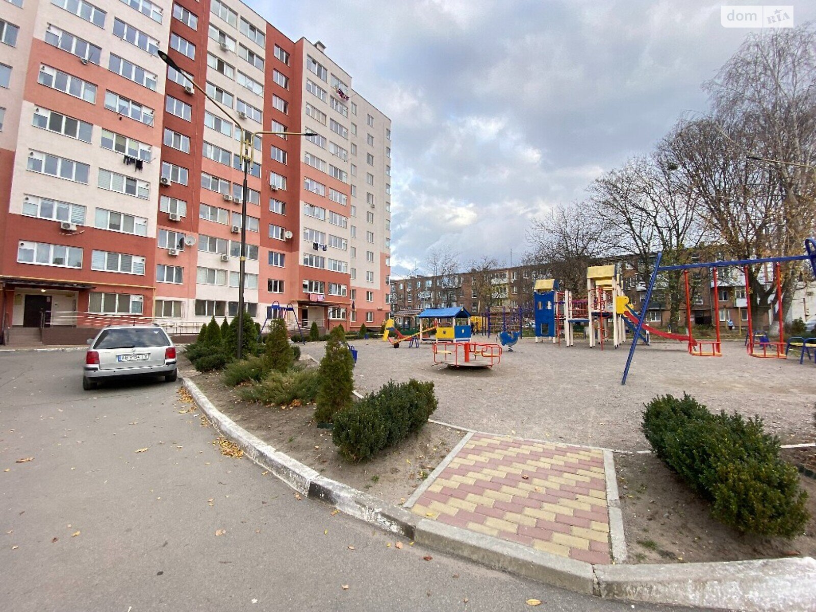 Продаж трикімнатної квартири в Вінниці, на вул. Запорізька, район Ближнє замостя фото 1 Продаж трикімнатної квартири в Вінниці, на вул. Запорізька, район Ближнє замостя фото 1