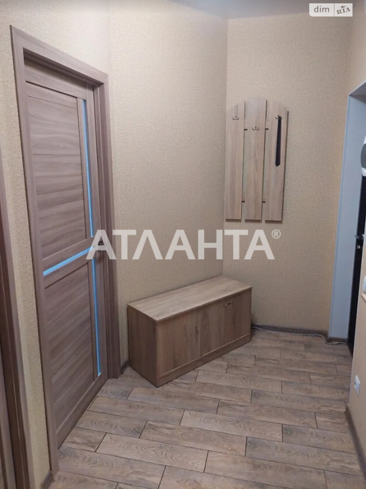 Продаж однокімнатної квартири в Вінниці, на вул. Академіка Янгеля, район Ближнє замостя фото 1 Продаж однокімнатної квартири в Вінниці, на вул. Академіка Янгеля, район Ближнє замостя фото 1