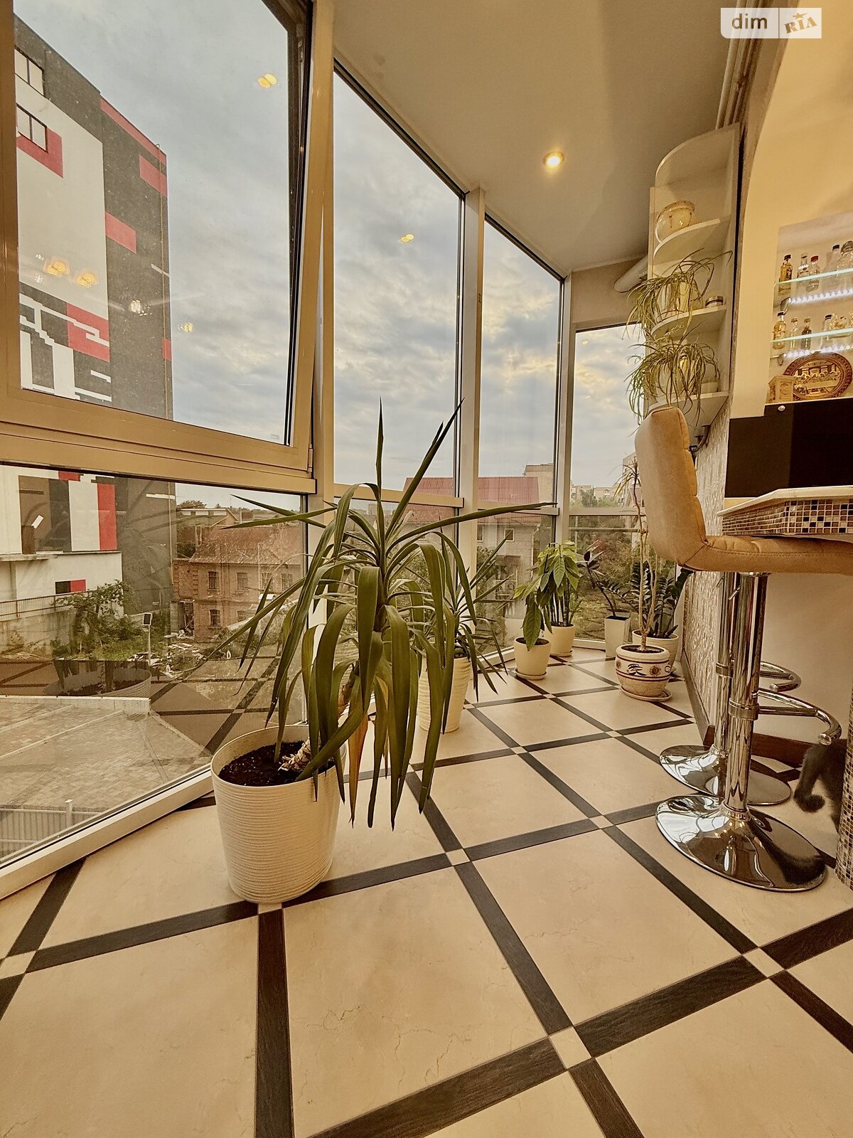 Продажа трехкомнатной квартиры в Виннице, на ул. Киевская 29 корпус 8, район Ближнее замостье фото 1