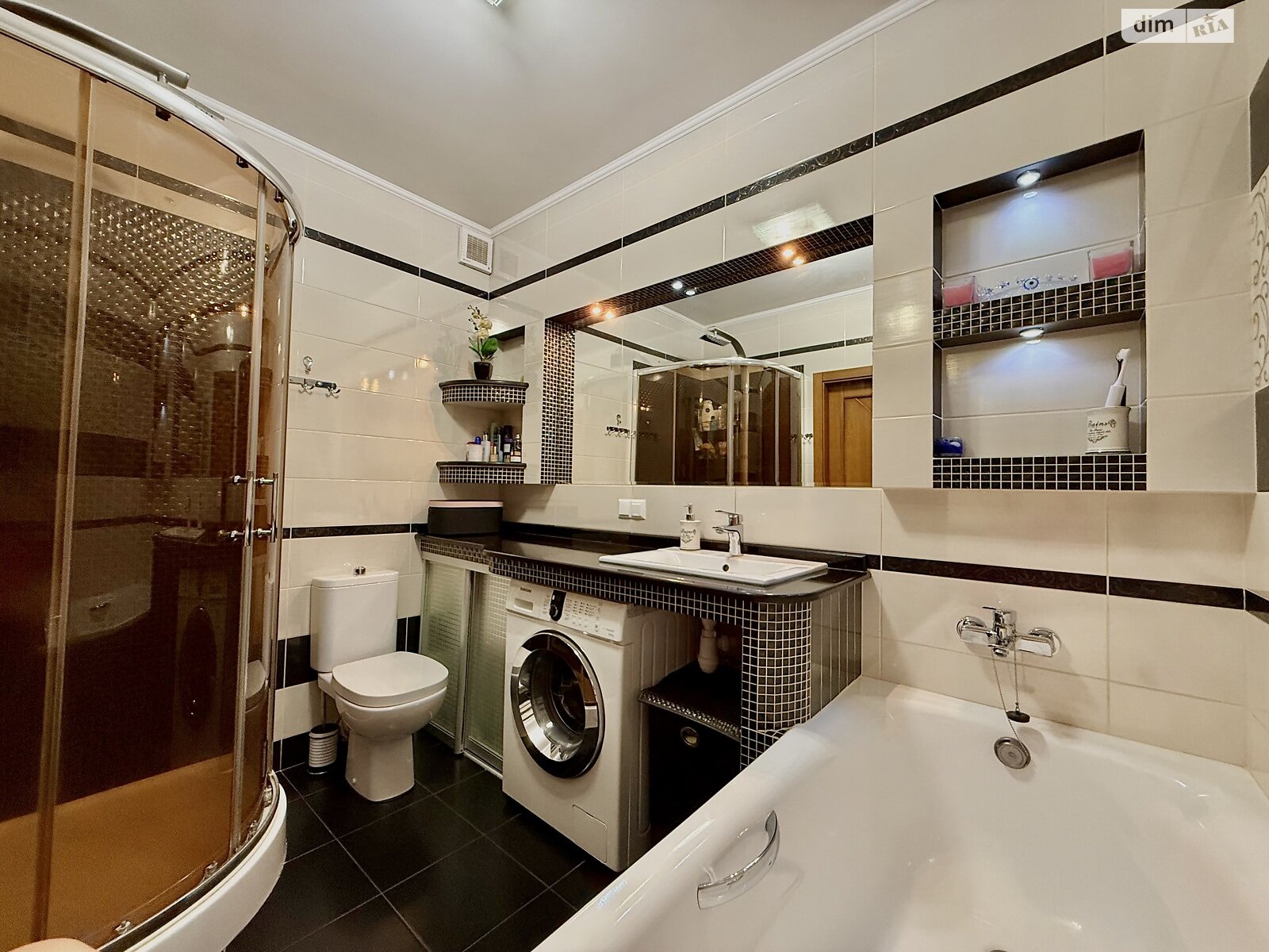 Продажа трехкомнатной квартиры в Виннице, на ул. Киевская 29 корпус 8, район Ближнее замостье фото 1