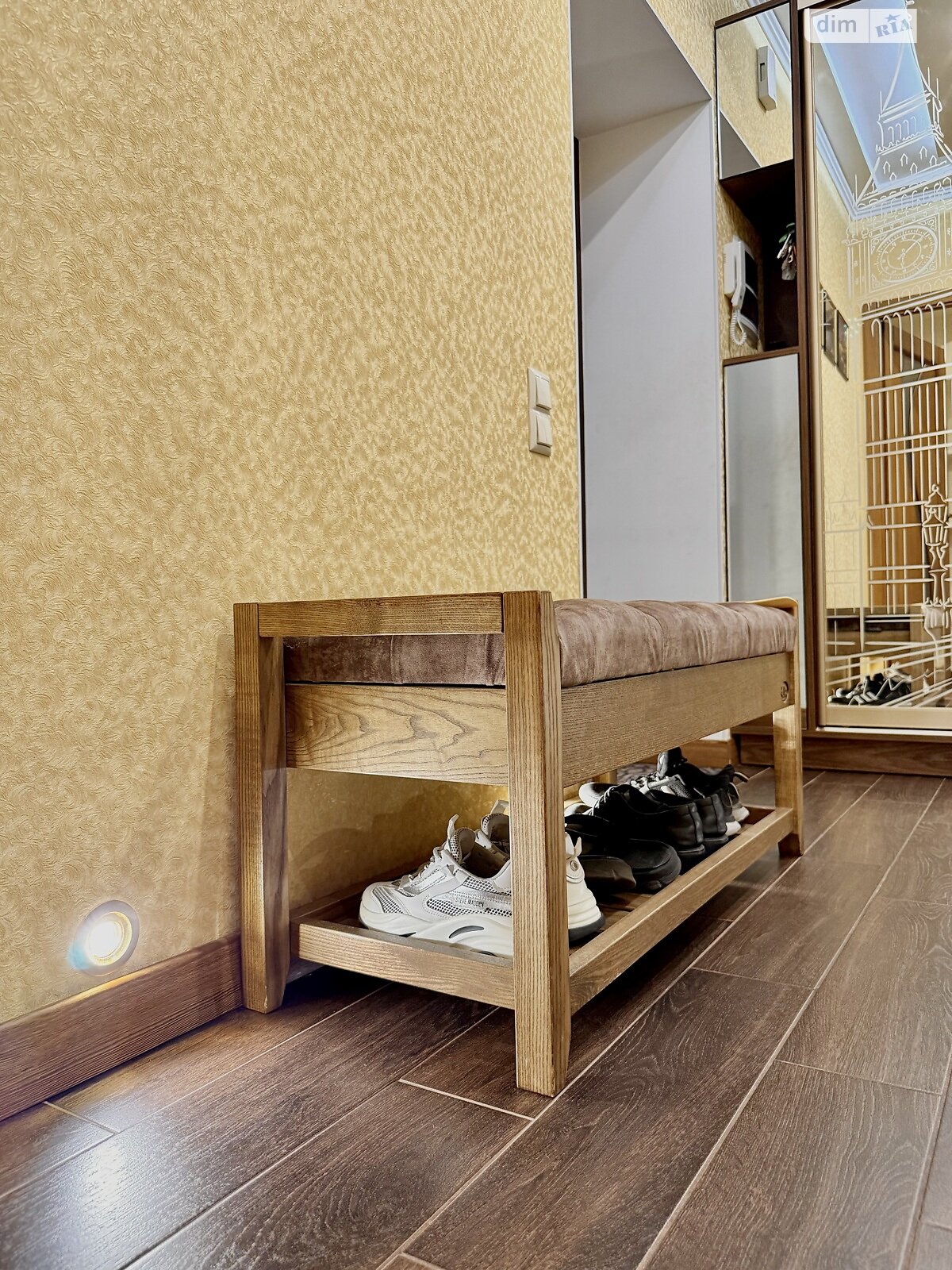 Продажа трехкомнатной квартиры в Виннице, на ул. Киевская 29 корпус 8, район Ближнее замостье фото 1