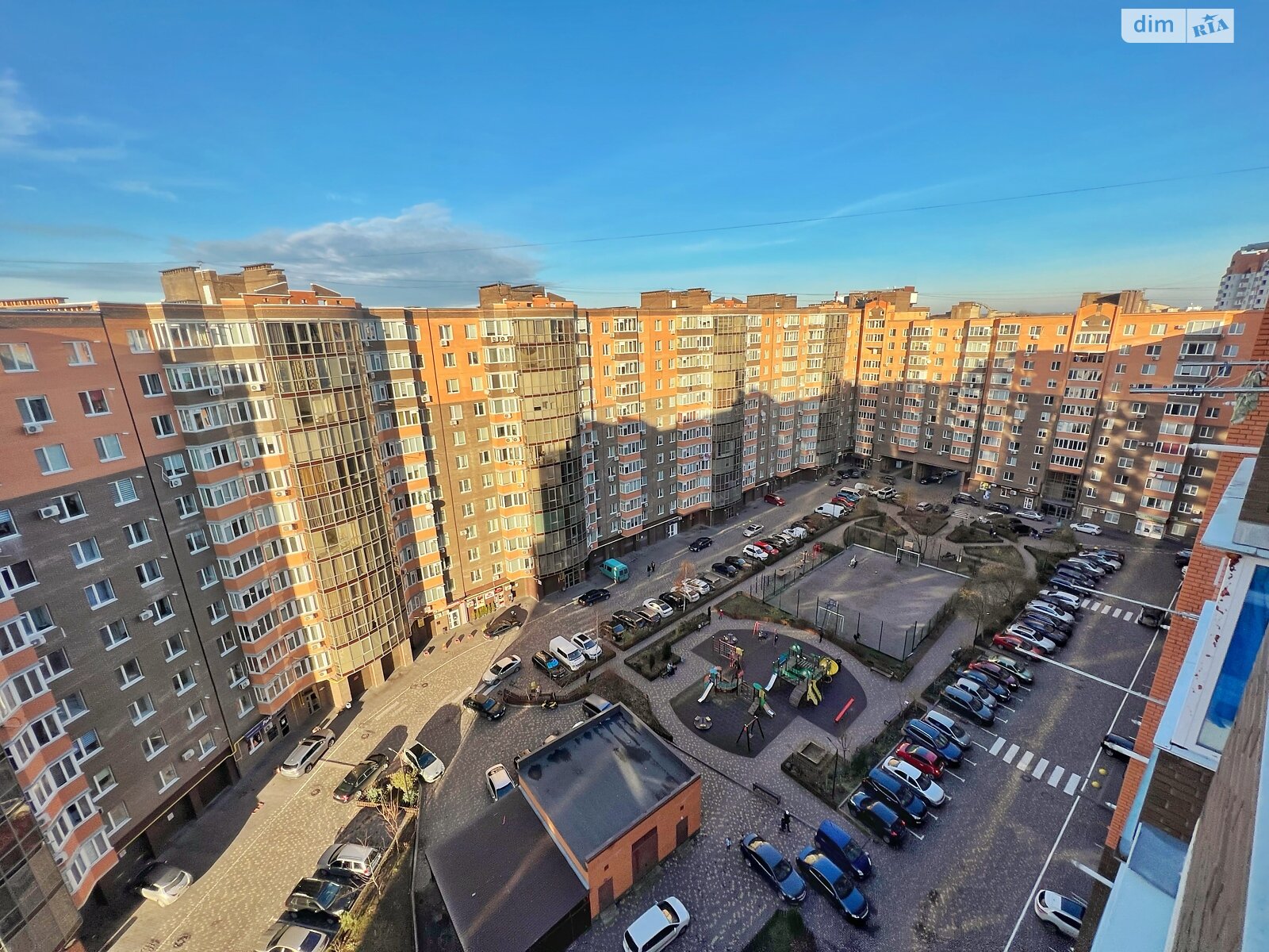 Продажа трехкомнатной квартиры в Виннице, на ул. Киевская 29 корпус 8, район Ближнее замостье фото 1