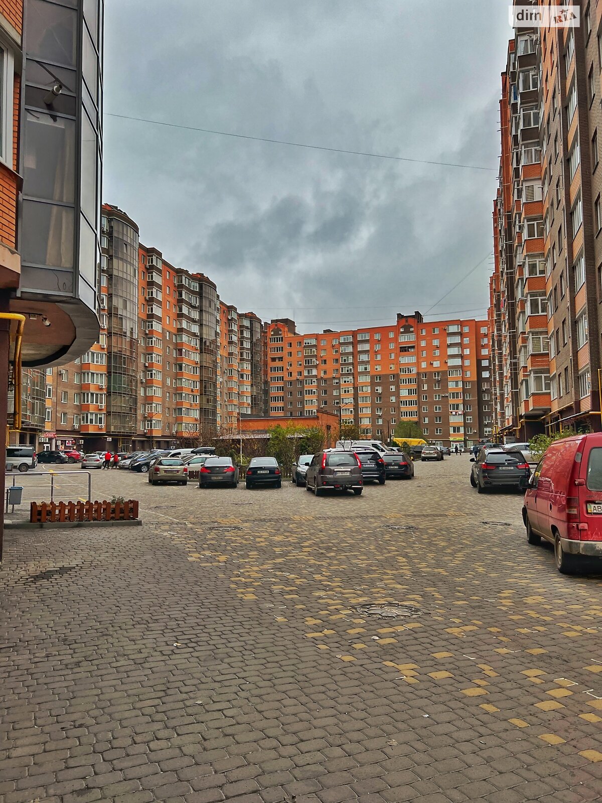 Продажа трехкомнатной квартиры в Виннице, на ул. Киевская 29 корпус 8, район Ближнее замостье фото 1