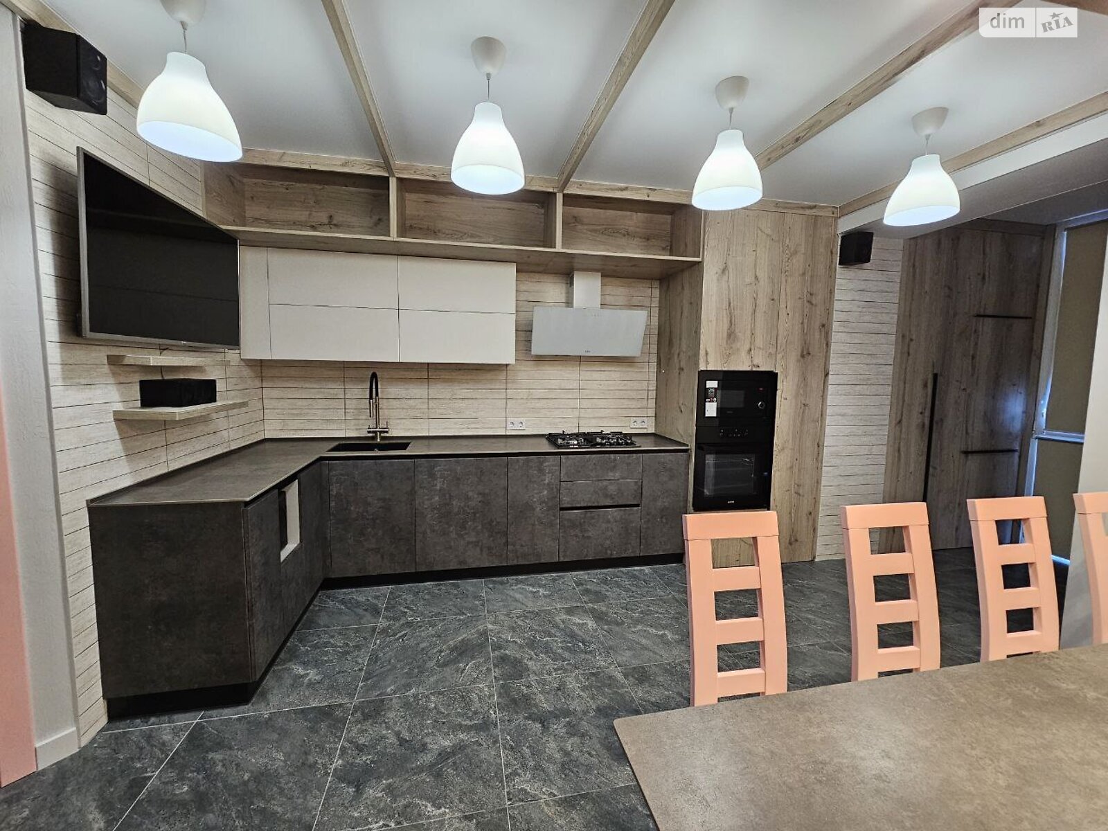 Продаж двокімнатної квартири в Вінниці, на просп. Коцюбинського, район Ближнє замостя фото 1 Продаж двокімнатної квартири в Вінниці, на просп. Коцюбинського, район Ближнє замостя фото 1