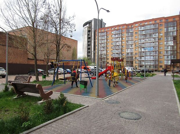 Продажа двухкомнатной квартиры в Виннице, на просп. Коцюбинского 43а район Ближнее замостье фото 1 Продажа двухкомнатной квартиры в Виннице, на просп. Коцюбинского 43а район Ближнее замостье фото 1