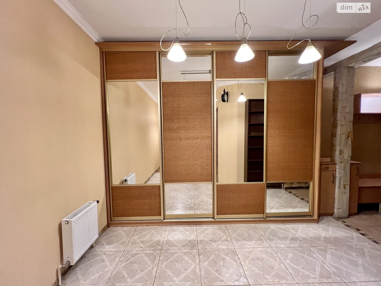 Продажа двухкомнатной квартиры в Виннице, на ул. Острожского, район Ближнее замостье фото 1 Продажа двухкомнатной квартиры в Виннице, на ул. Острожского, район Ближнее замостье фото 1