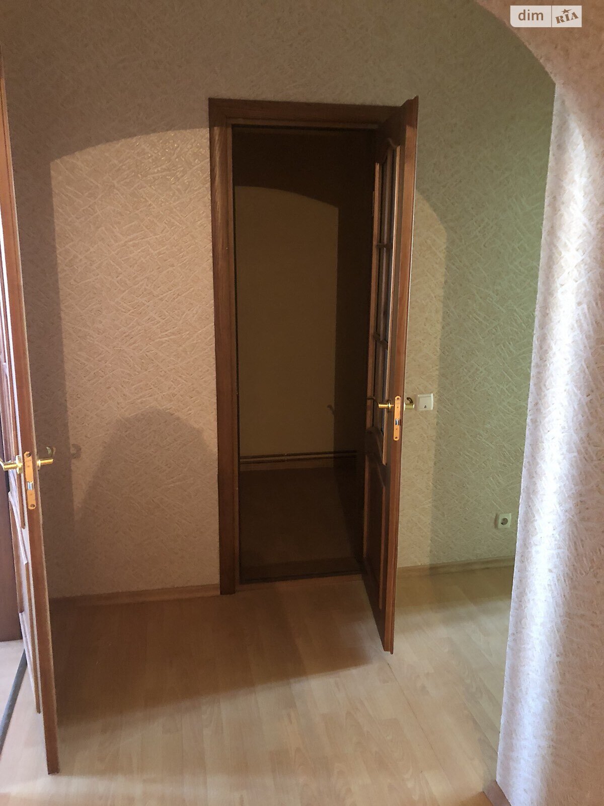 Продаж трикімнатної квартири в Вінниці, на вул. Острозького, район Ближнє замостя фото 1 Продаж трикімнатної квартири в Вінниці, на вул. Острозького, район Ближнє замостя фото 1