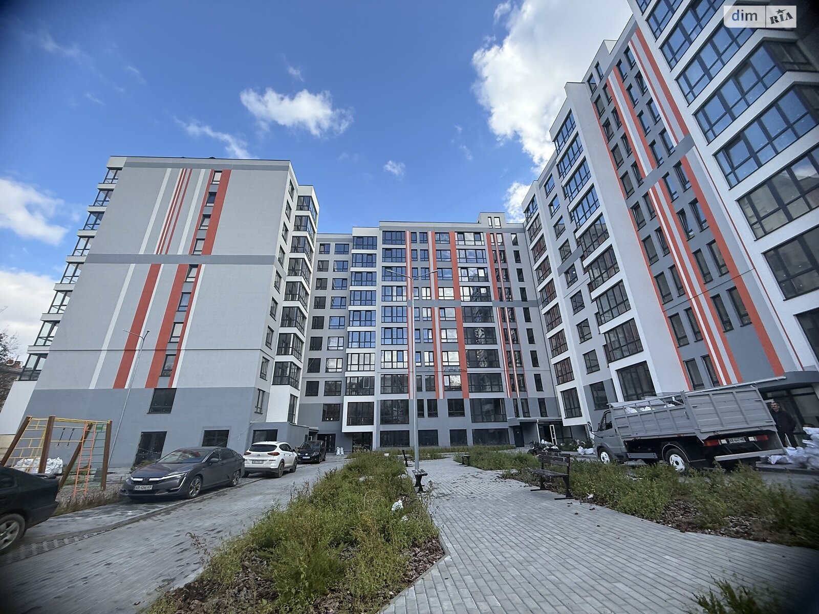 Продаж двокімнатної квартири в Вінниці, на вул. Привокзальна, район Ближнє замостя фото 1 Продаж двокімнатної квартири в Вінниці, на вул. Привокзальна, район Ближнє замостя фото 1