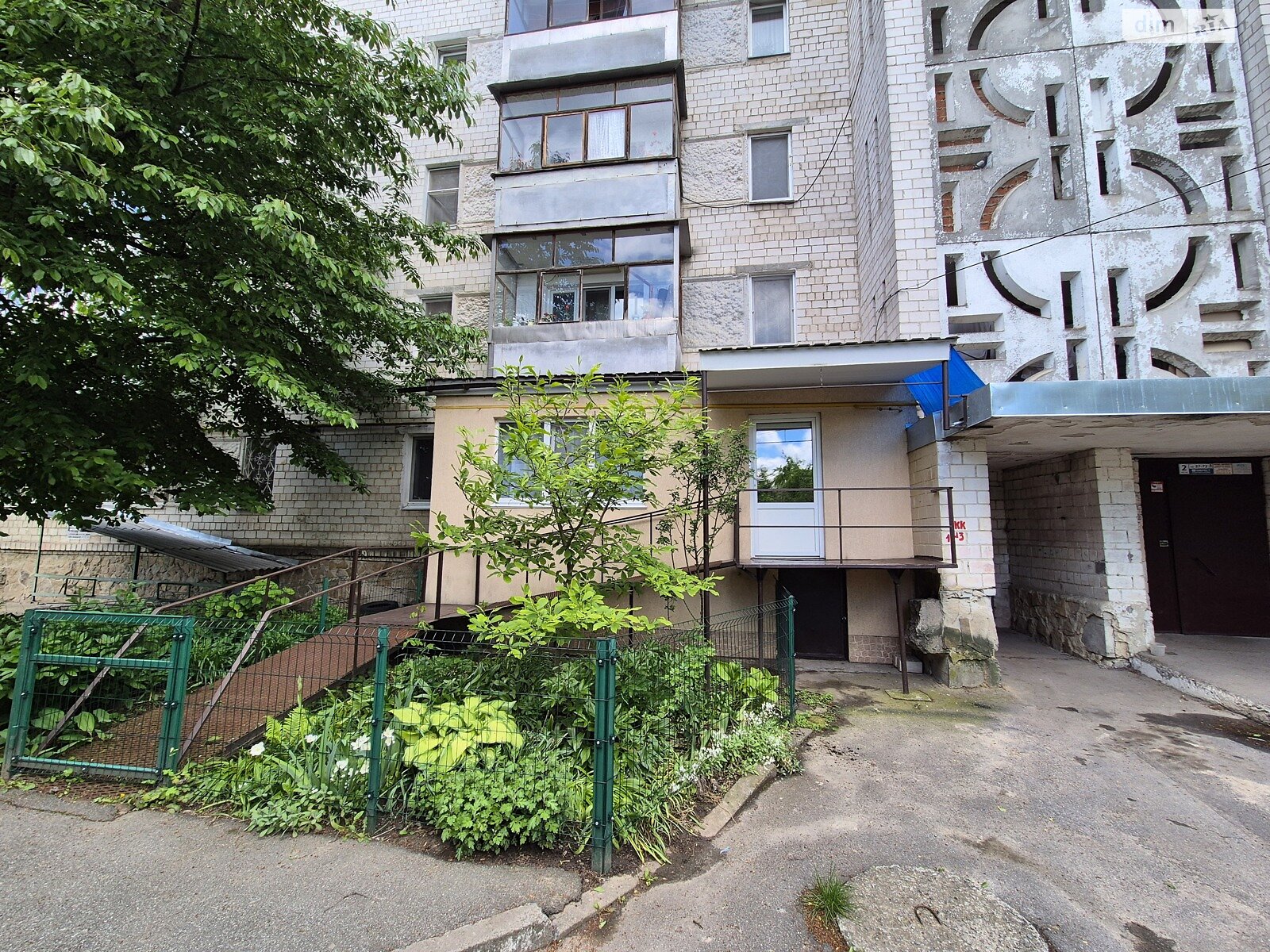 Продажа трехкомнатной квартиры в Виннице, на ул. Варшавская 3, район Ближнее замостье фото 1 Продажа трехкомнатной квартиры в Виннице, на ул. Варшавская 3, район Ближнее замостье фото 1