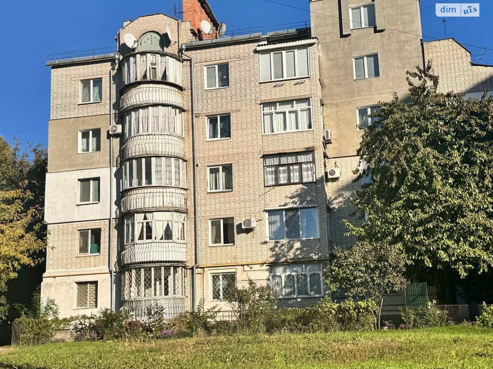 Продажа трехкомнатной квартиры в Виннице, на ул. Запорожская 34, район Ближнее замостье фото 1 Продажа трехкомнатной квартиры в Виннице, на ул. Запорожская 34, район Ближнее замостье фото 1