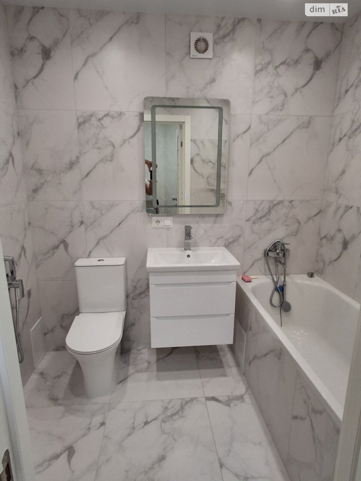 Продажа однокомнатной квартиры в Виннице, на шоссе Немировское 94, район Дальнее замостье фото 1 Продажа однокомнатной квартиры в Виннице, на шоссе Немировское 94, район Дальнее замостье фото 1