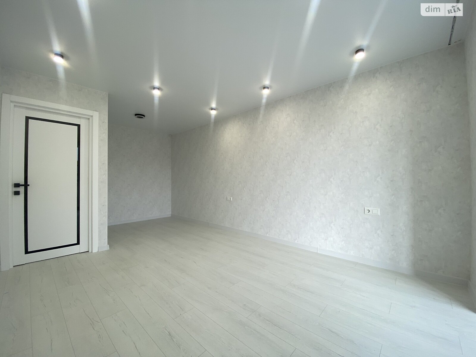 Продажа однокомнатной квартиры в Винницких Хуторах, на шоссе Немировское 94, фото 1 Продажа однокомнатной квартиры в Винницких Хуторах, на шоссе Немировское 94, фото 1